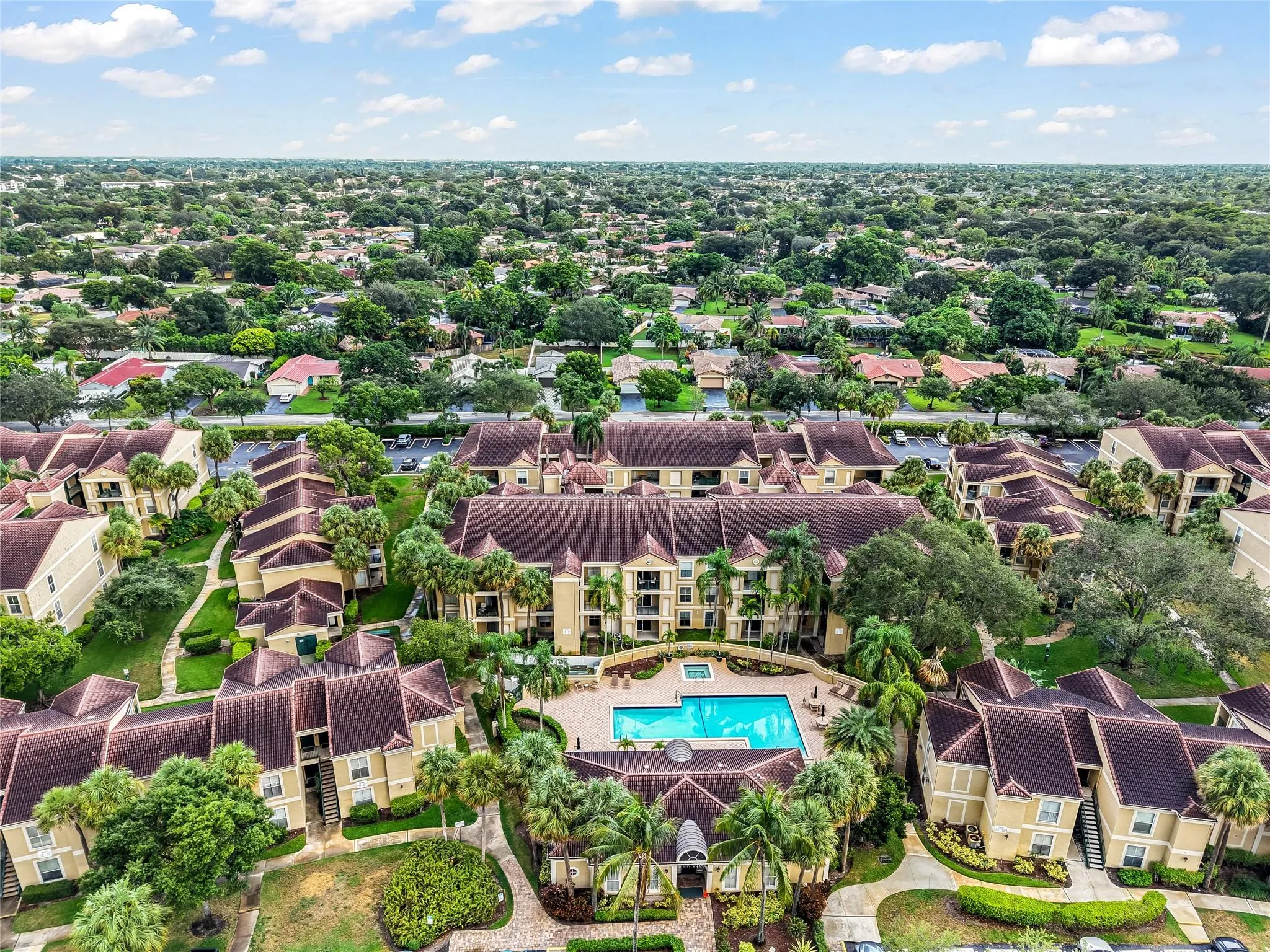 875 Riverside Dr, #717