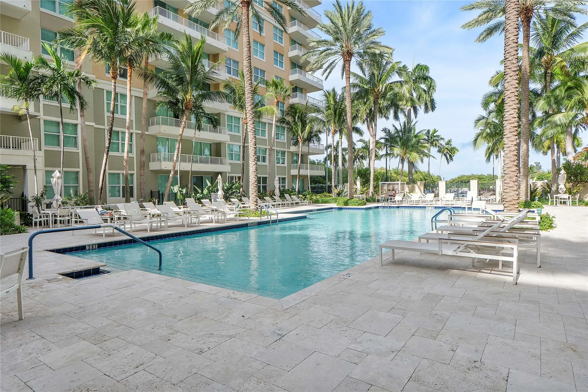 625 Casa Loma Blvd, #1608