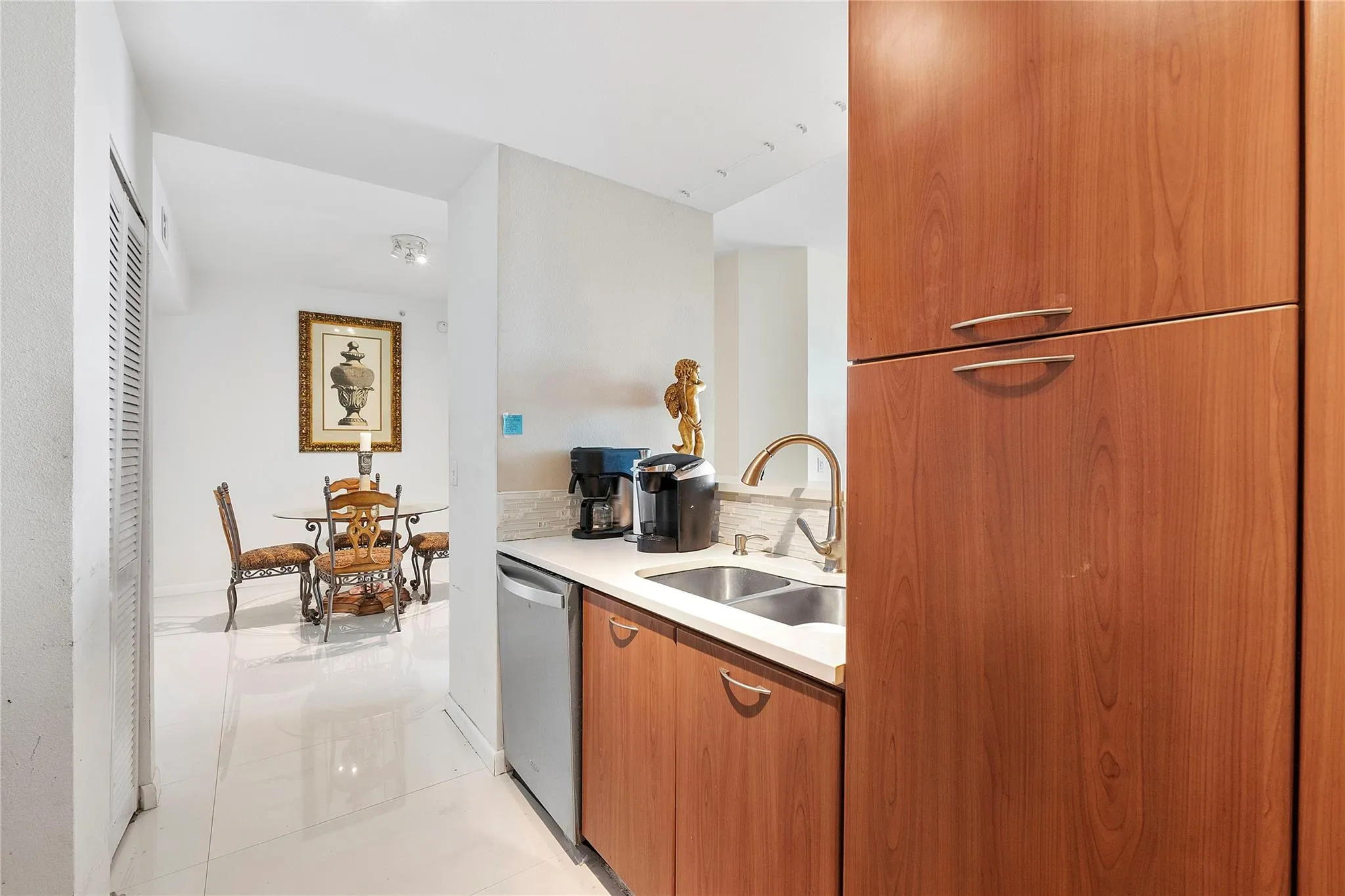625 Casa Loma Blvd, #1608