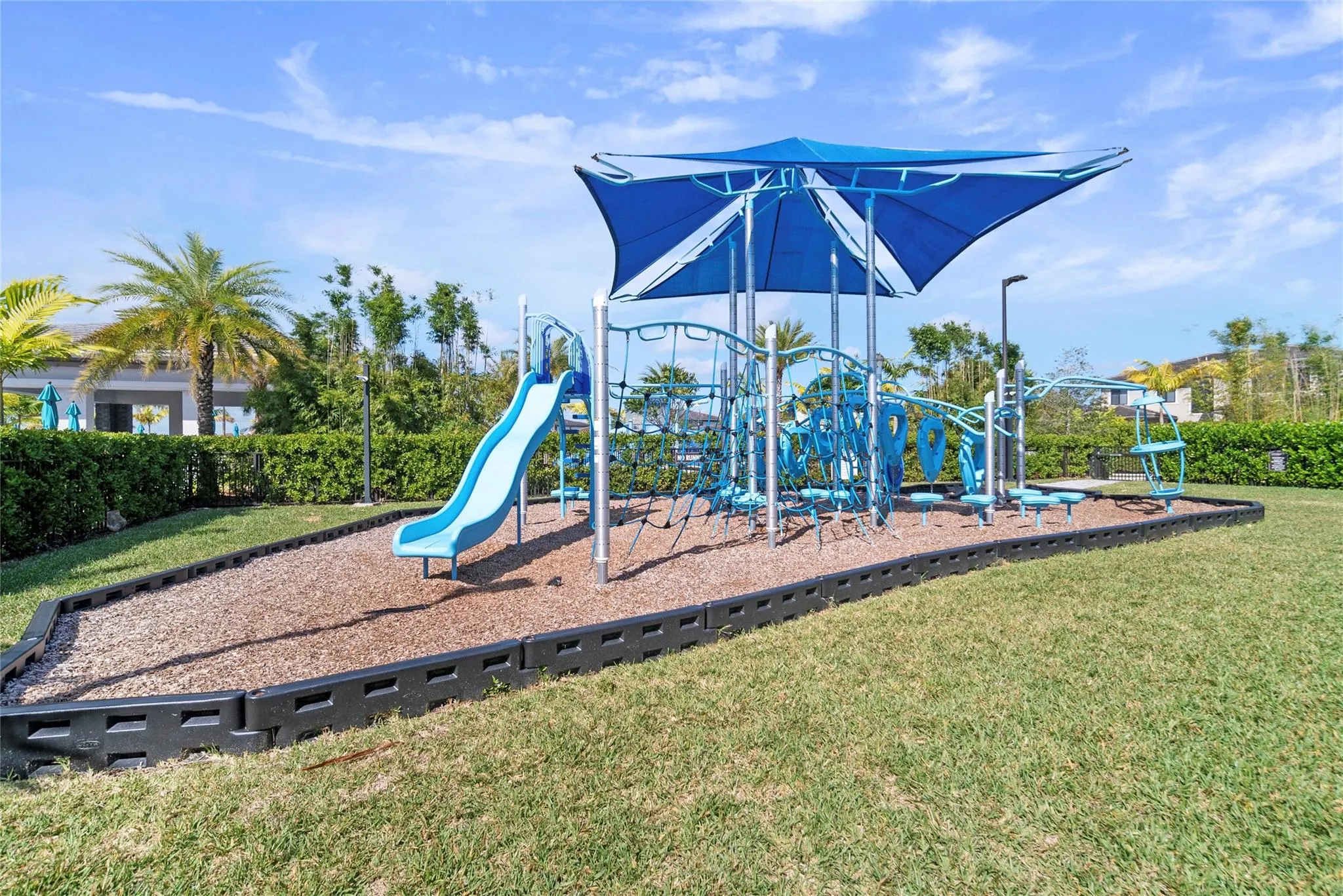 9573 Town Parc Cir S