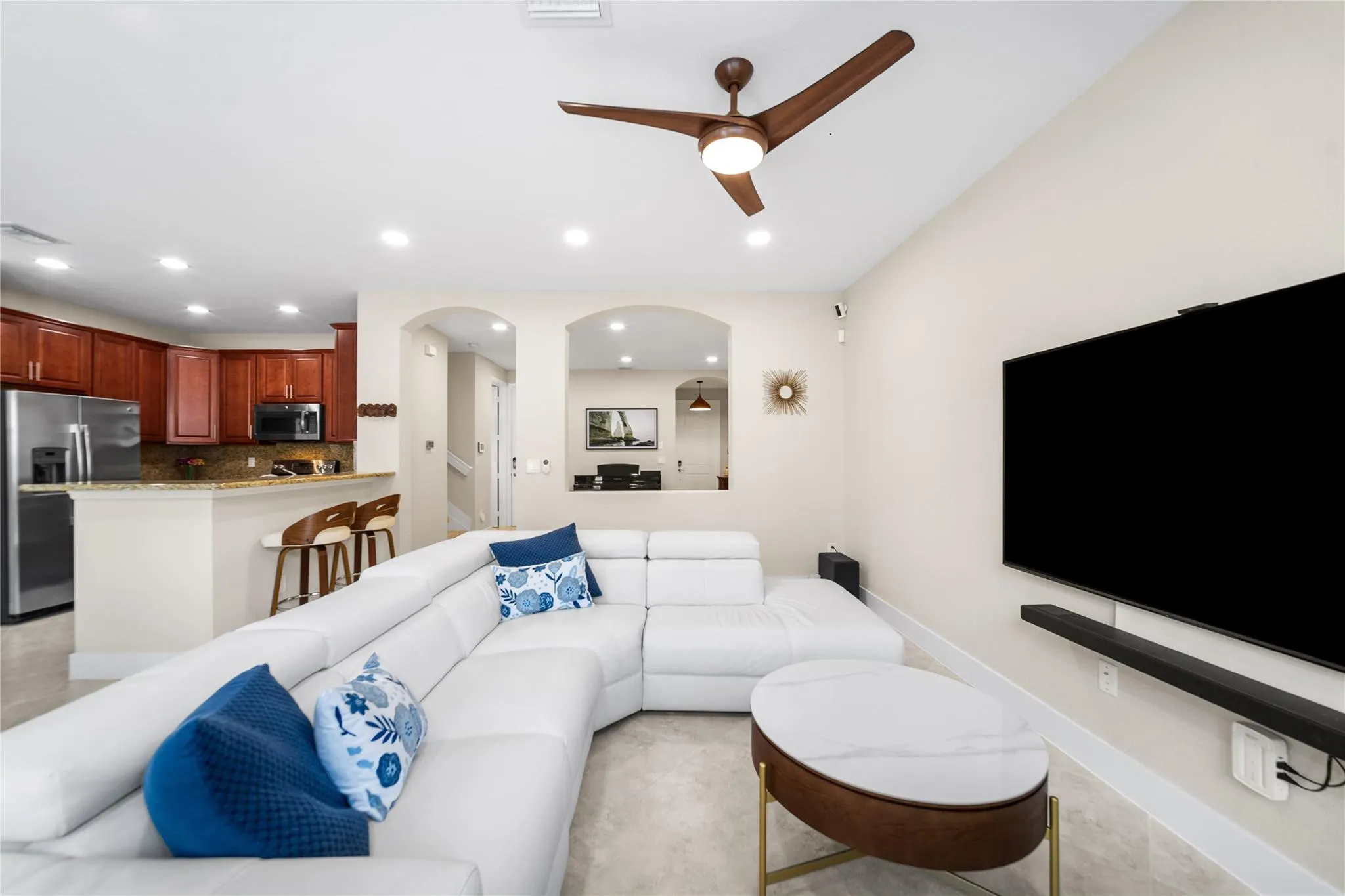 9573 Town Parc Cir S