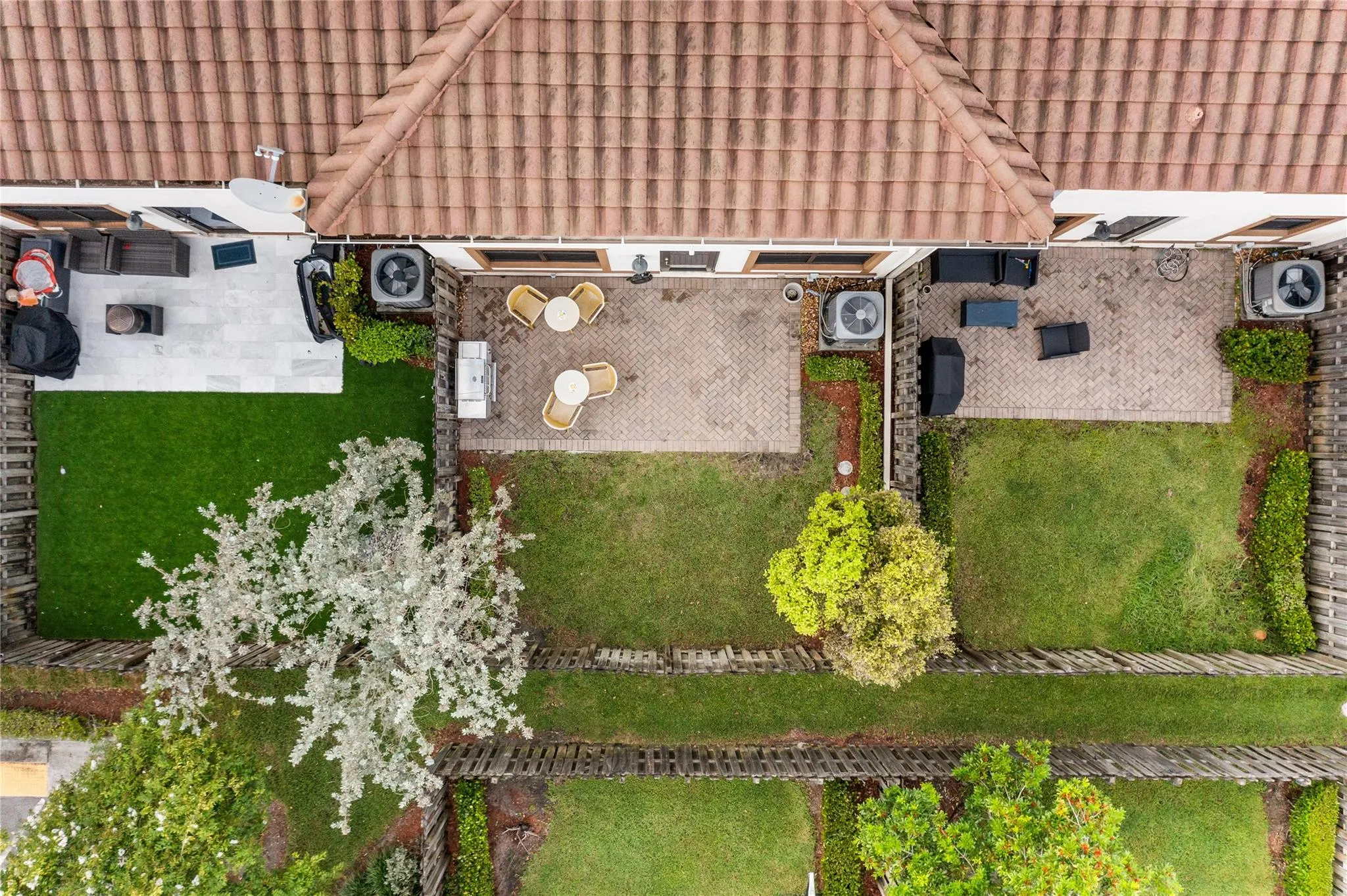 9573 Town Parc Cir S