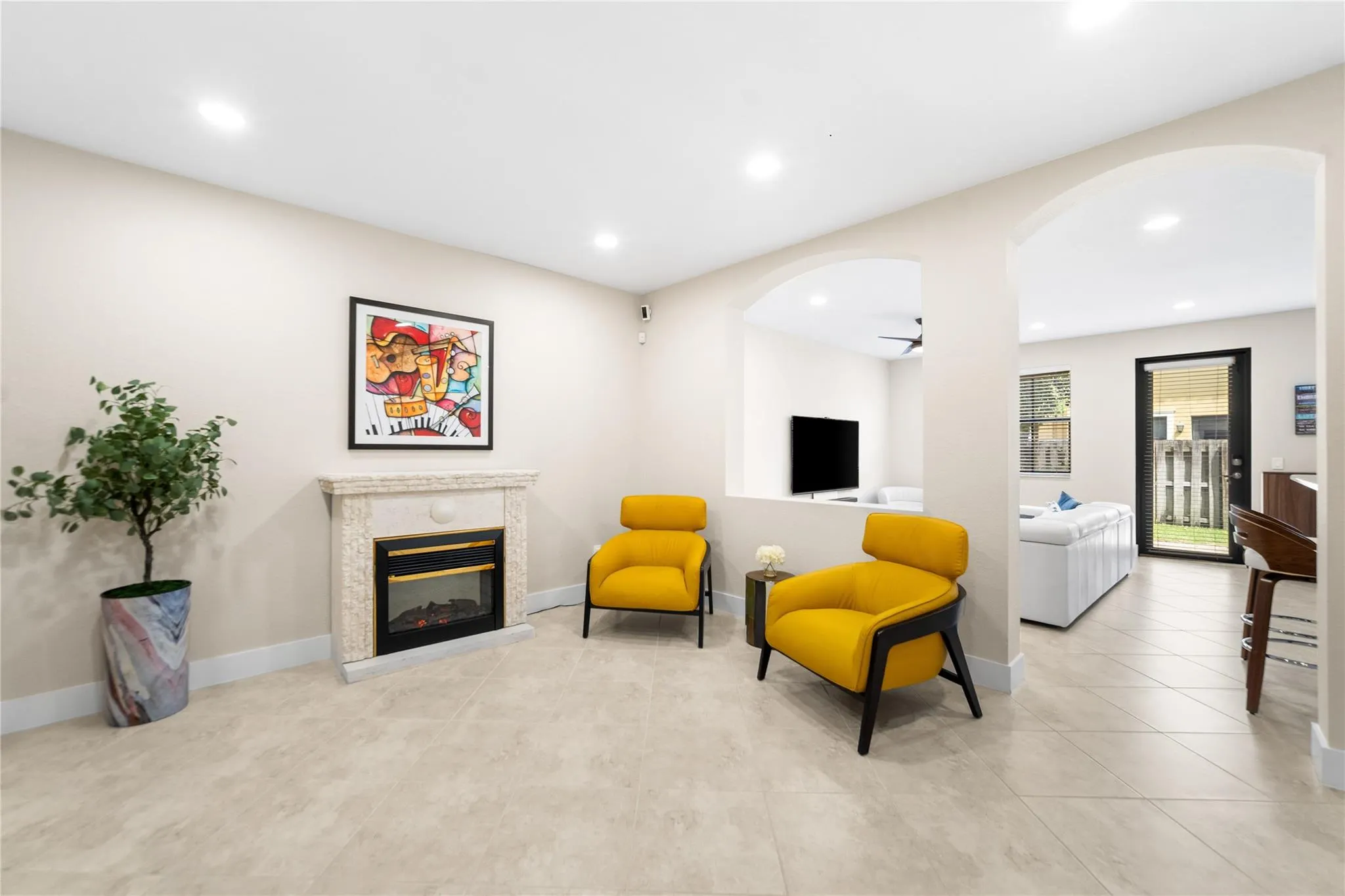 9573 Town Parc Cir S