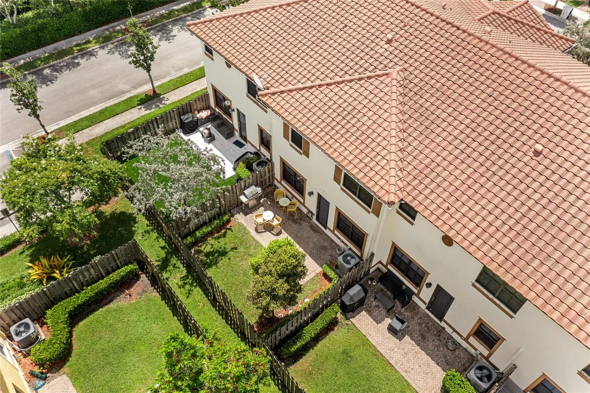 9573 Town Parc Cir S