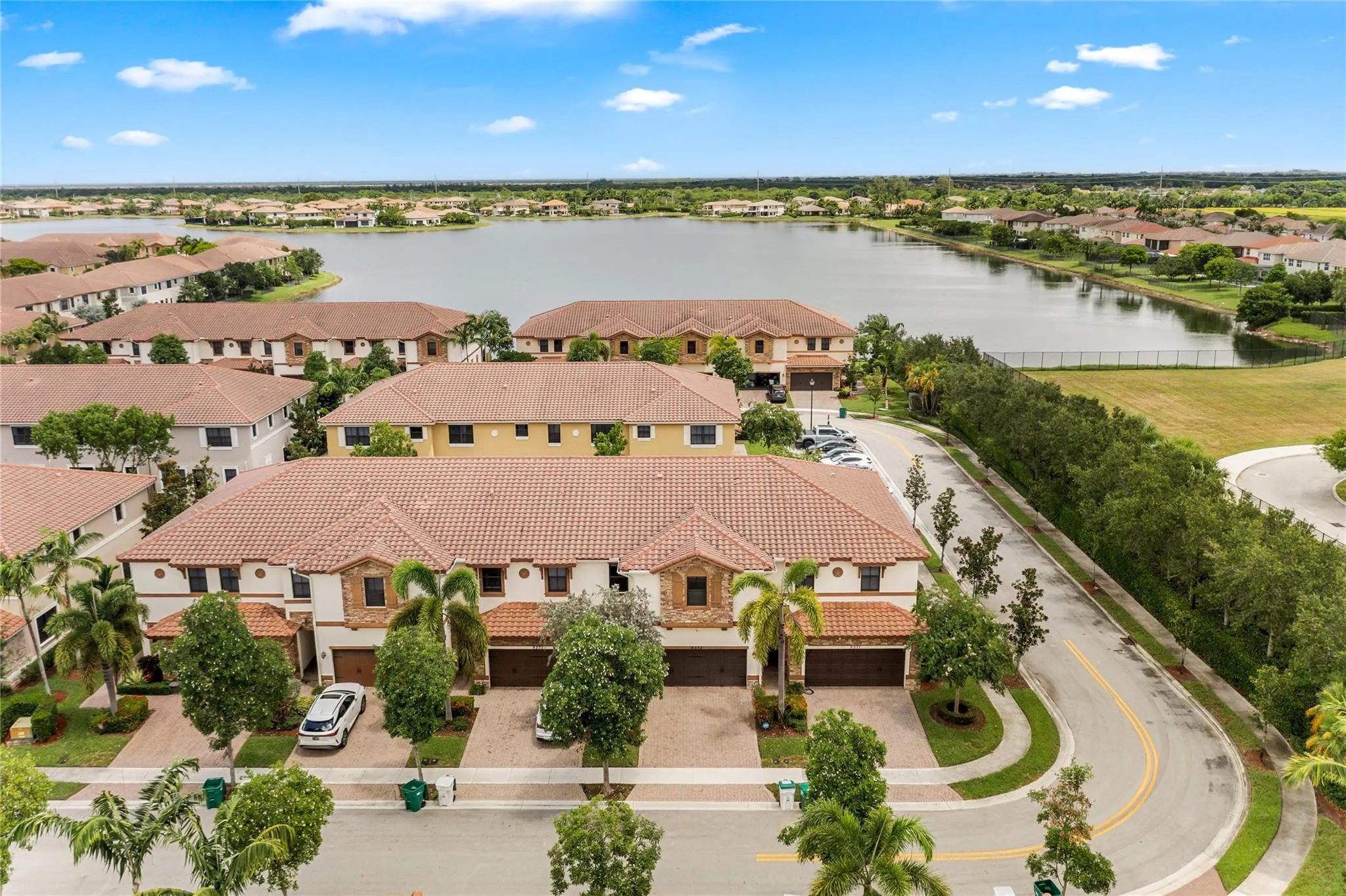 9573 Town Parc Cir S