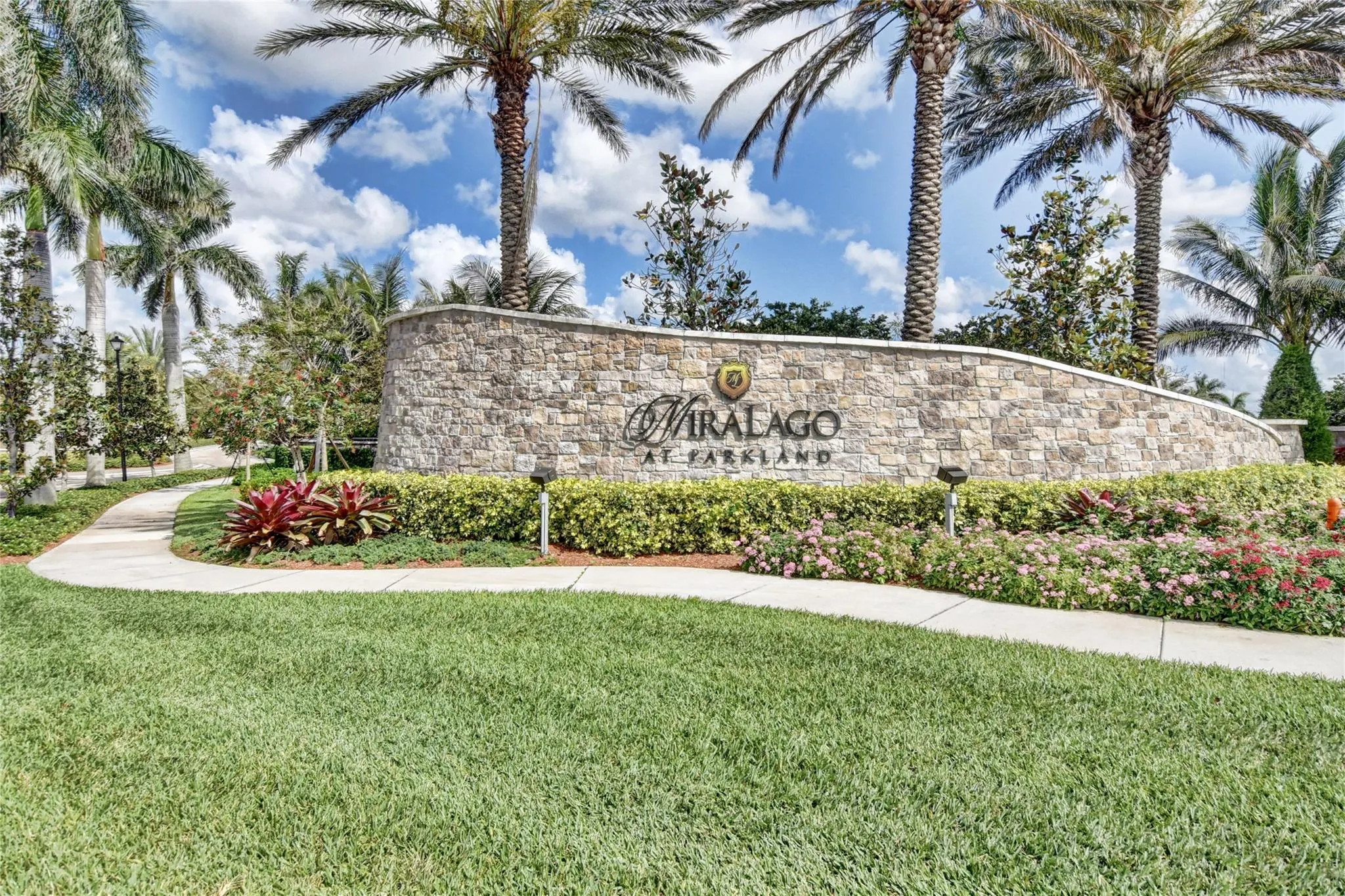 9573 Town Parc Cir S
