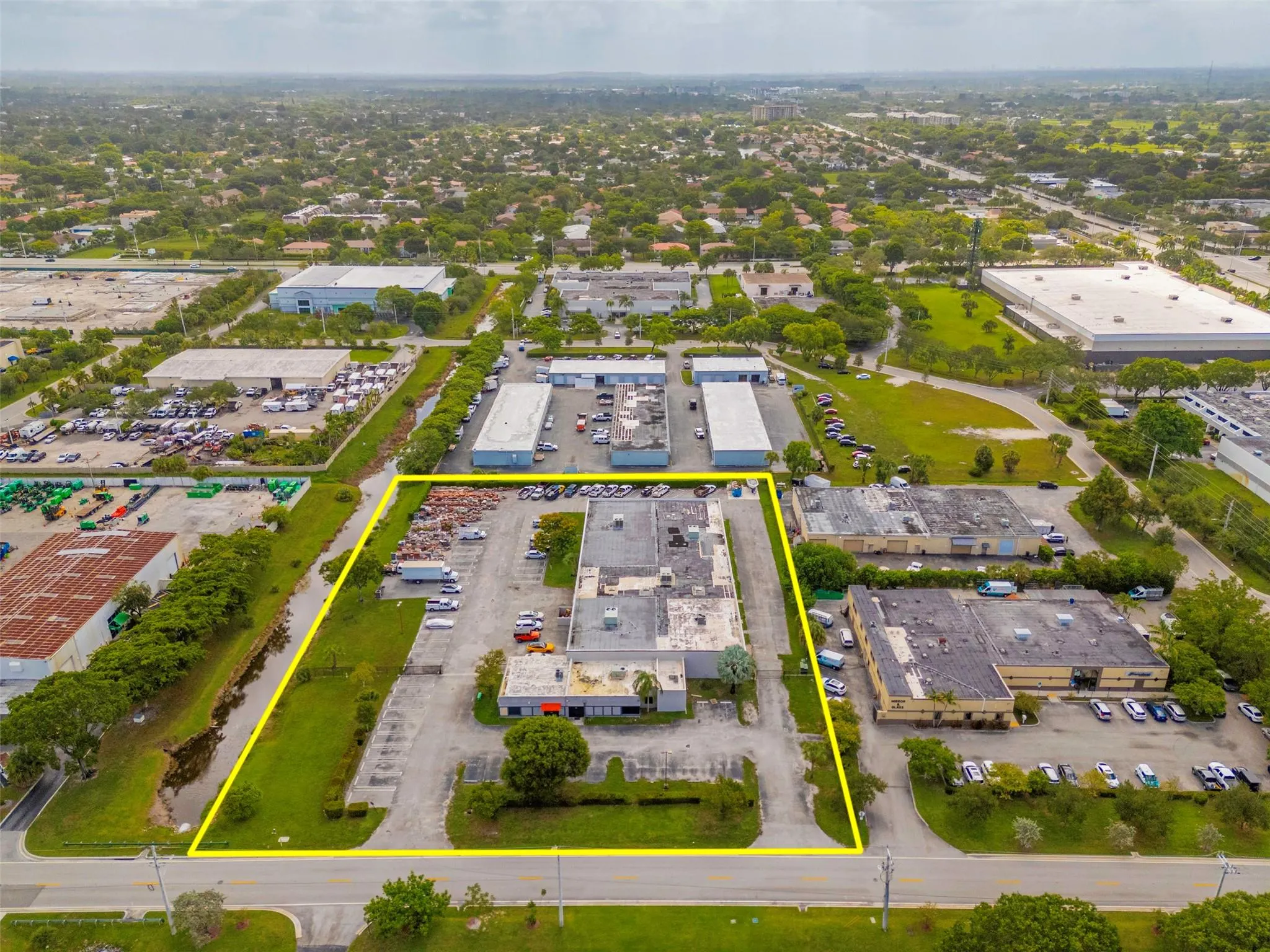 3651 NW 120th Ave