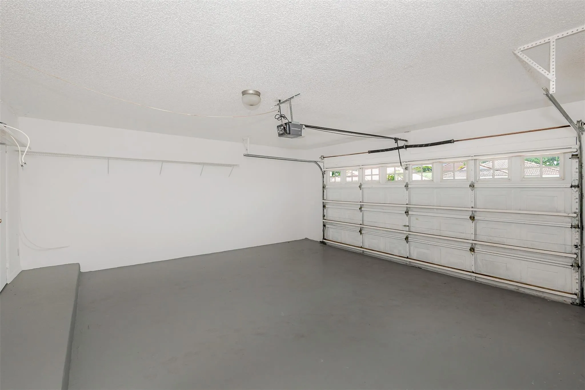 1040 NW 191st Ave