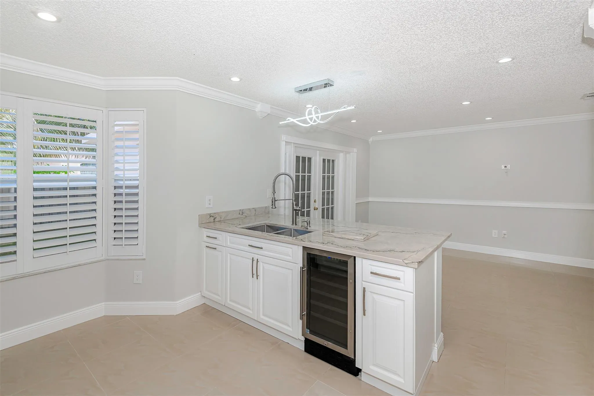 1040 NW 191st Ave