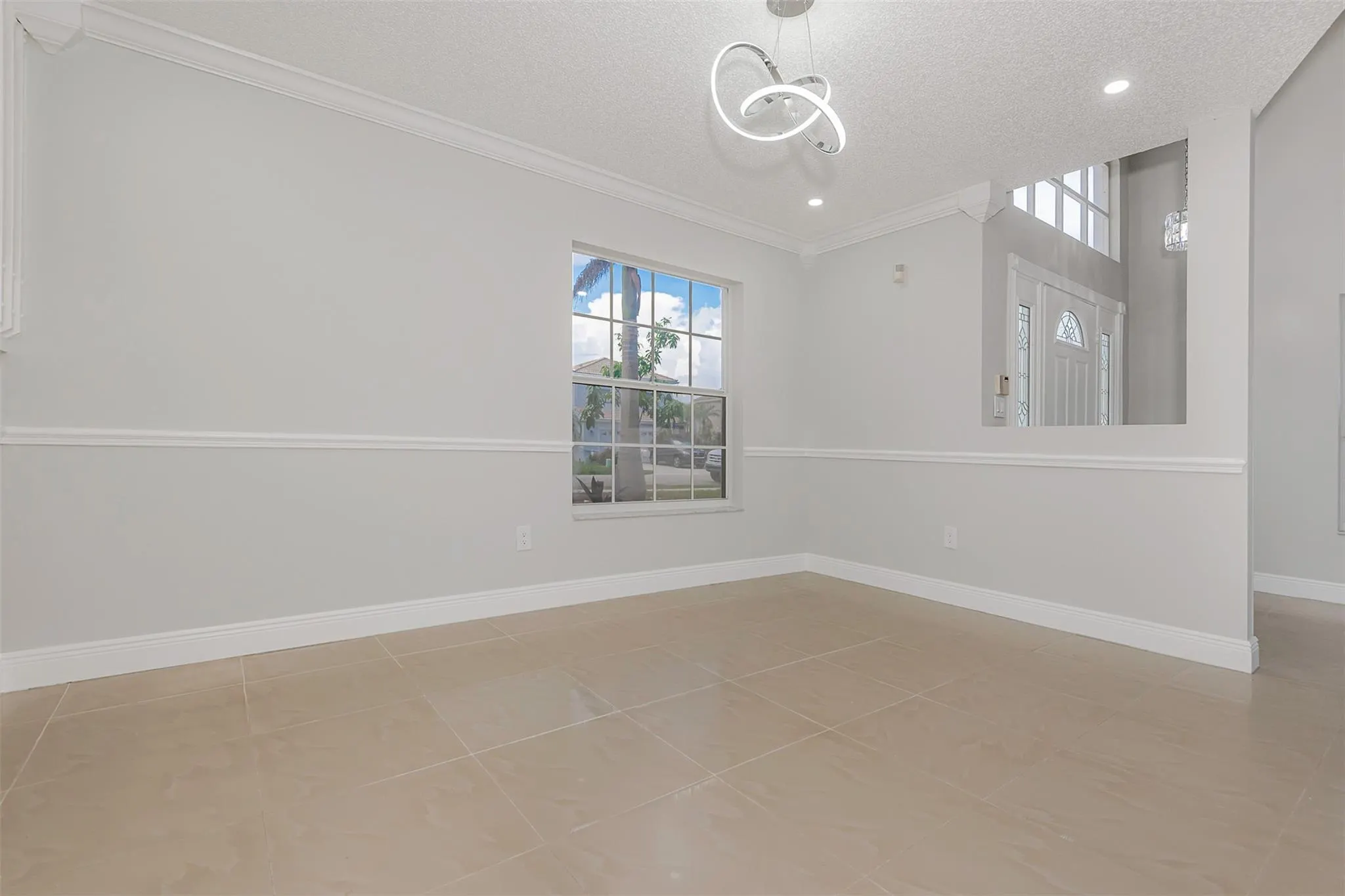 1040 NW 191st Ave