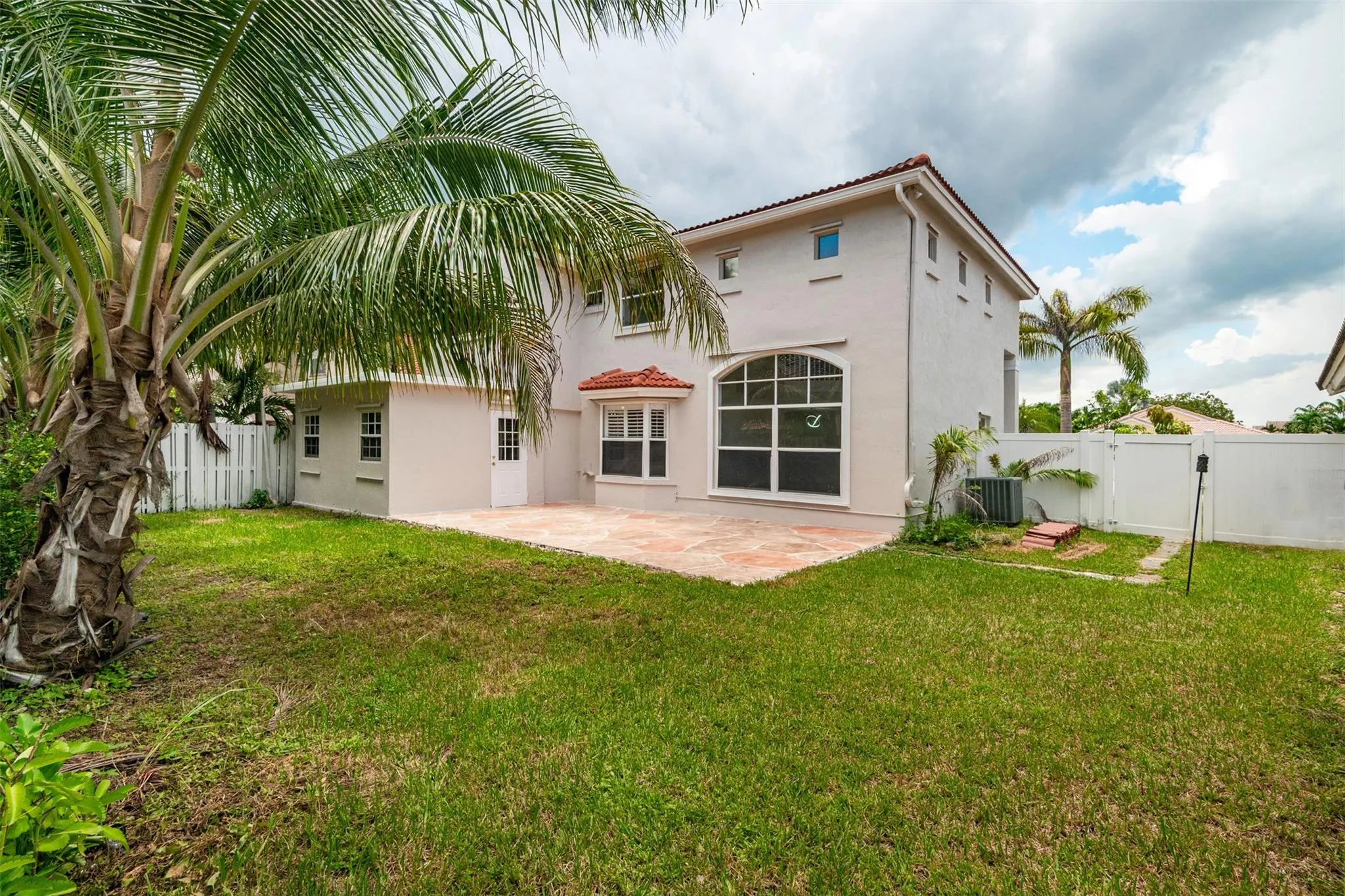 1040 NW 191st Ave
