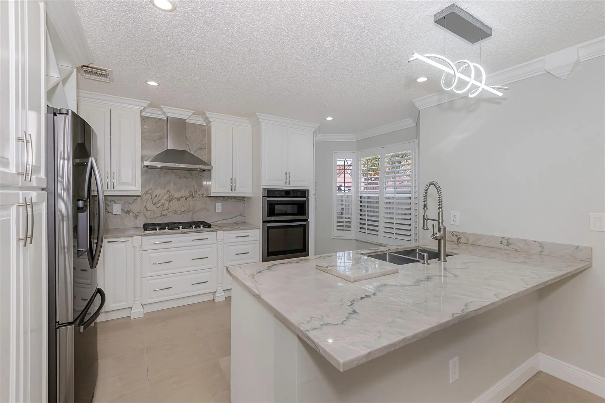 1040 NW 191st Ave
