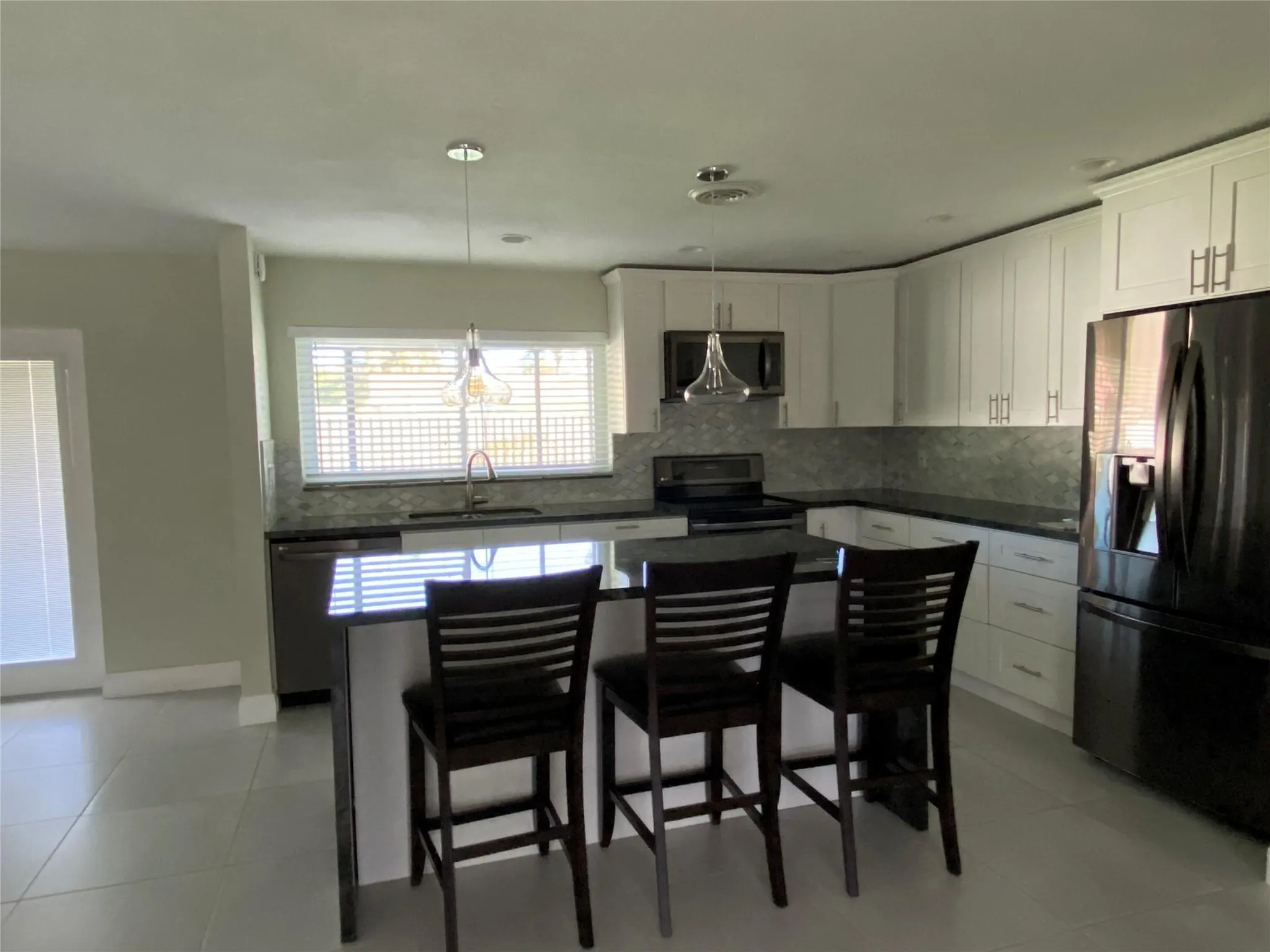 266 SW 12th St