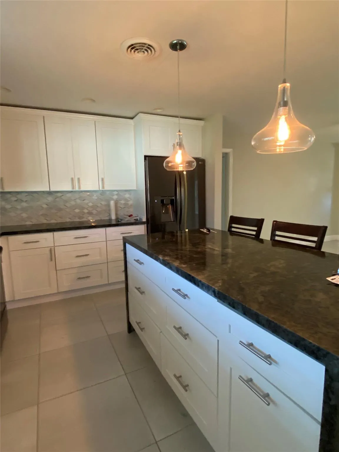 266 SW 12th St