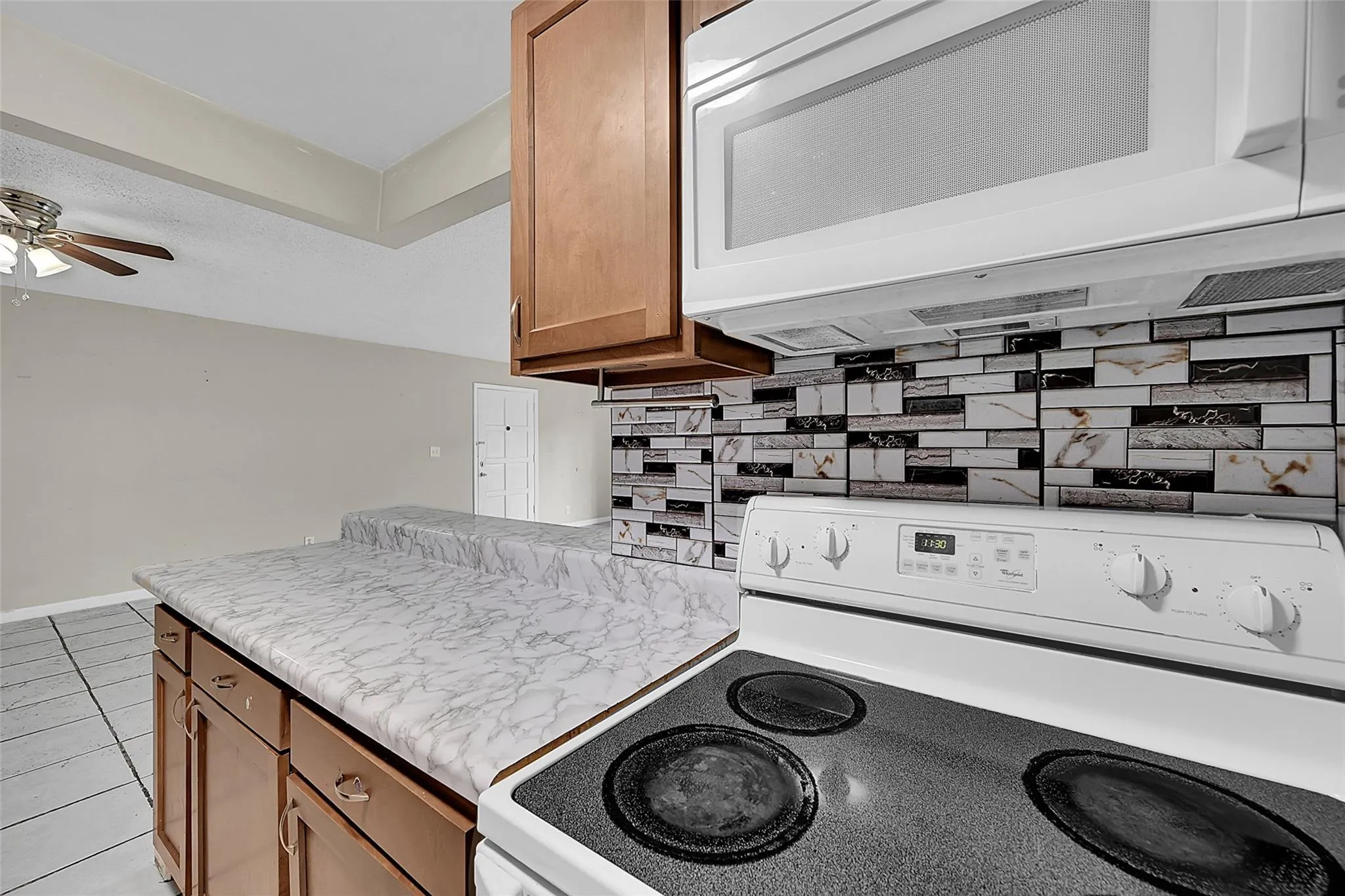 11607 NW 29th St, #3B