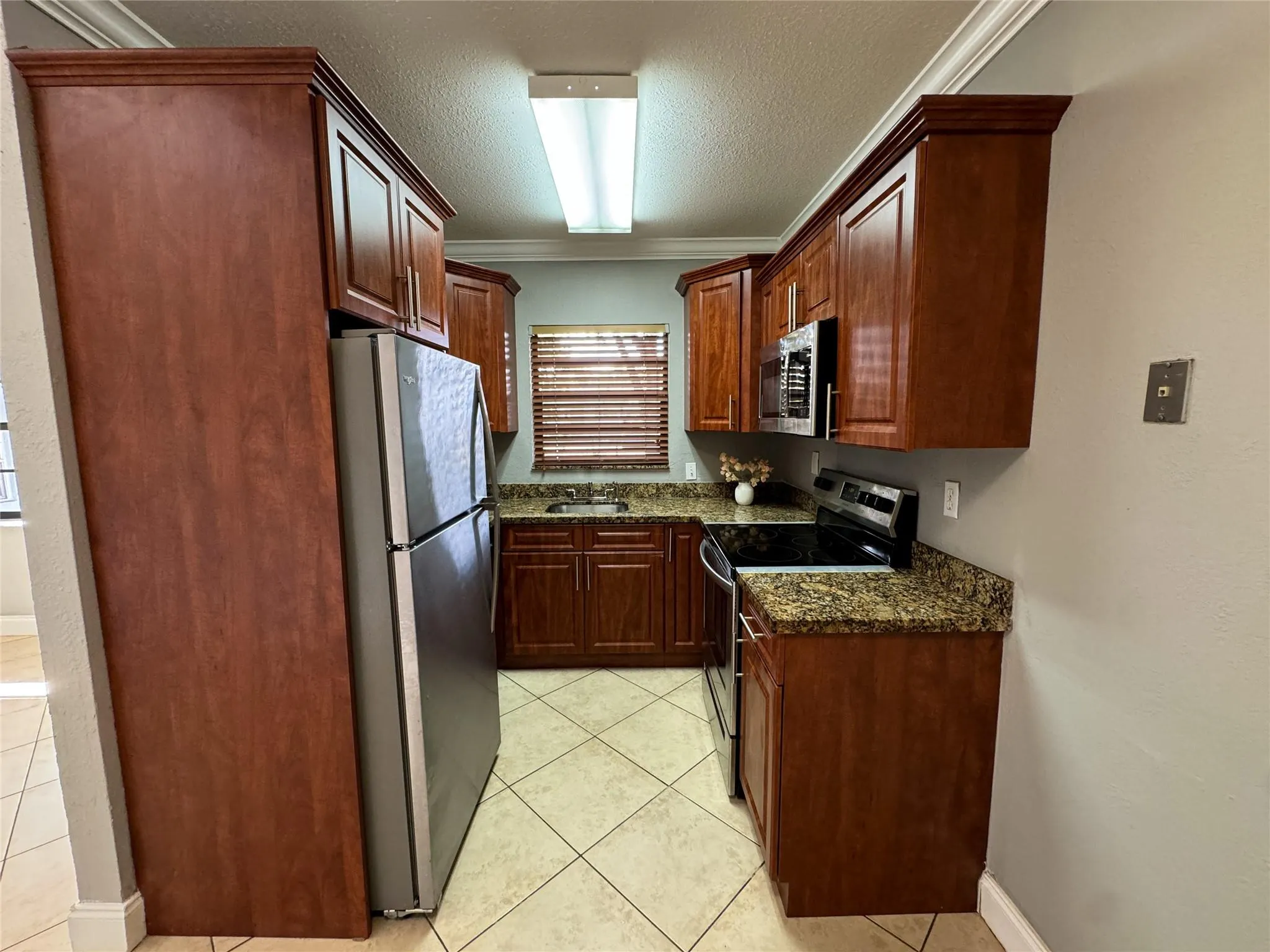 1925 Madison St, #4