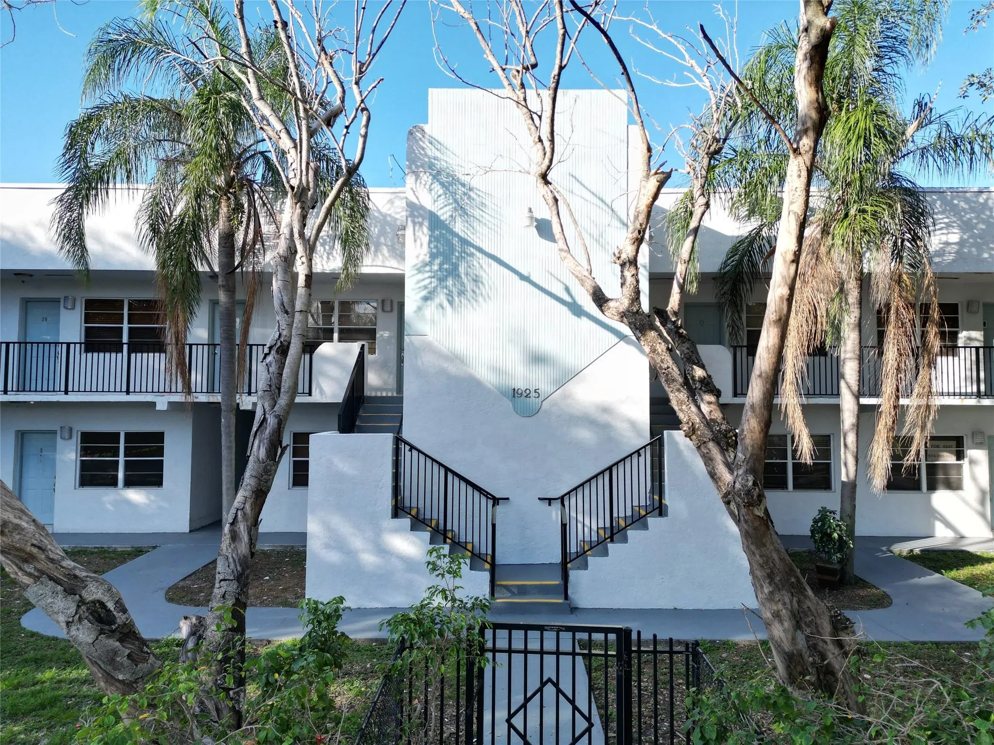1925 Madison St, #4