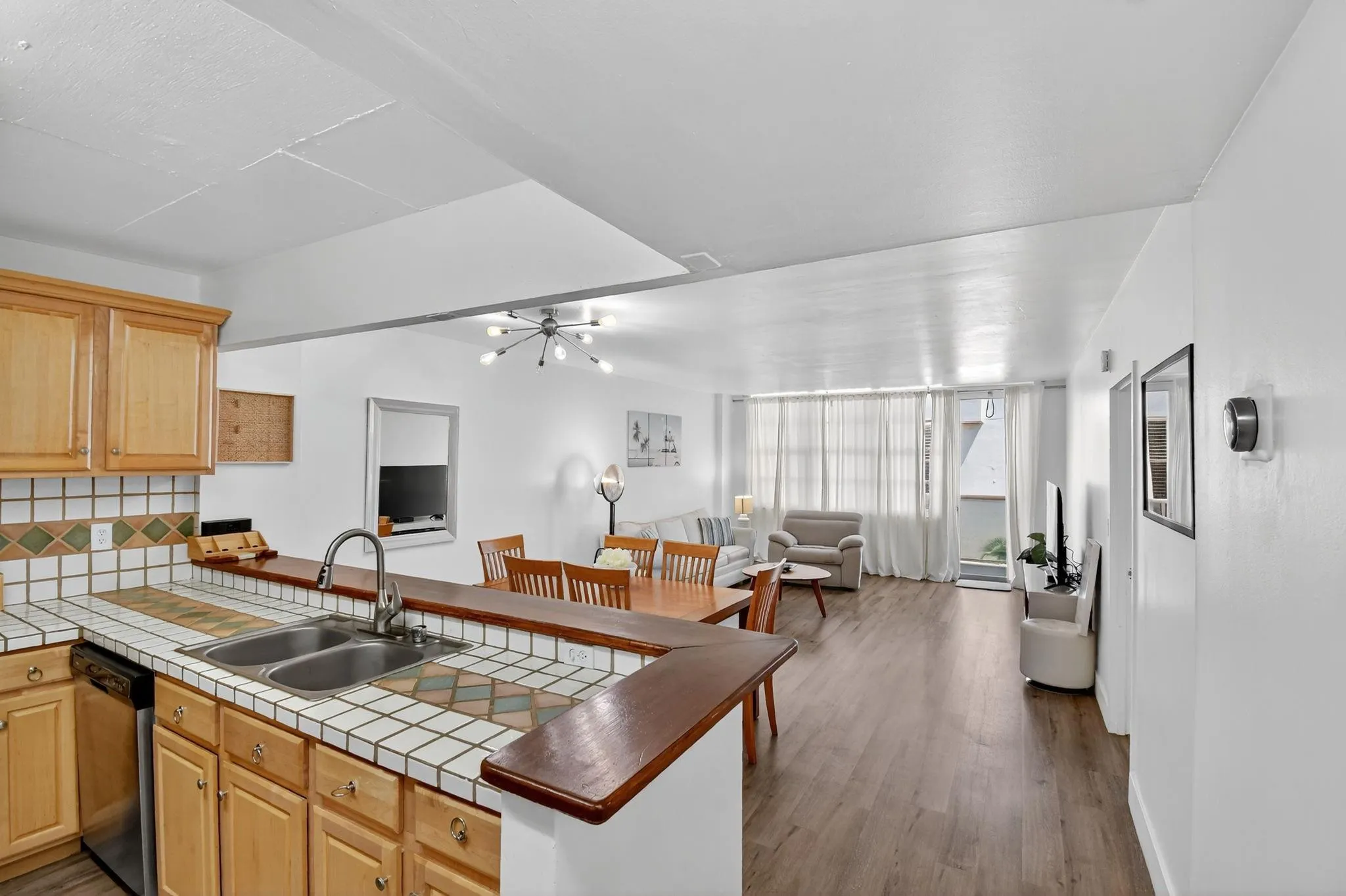 3725 S Ocean Dr, #405