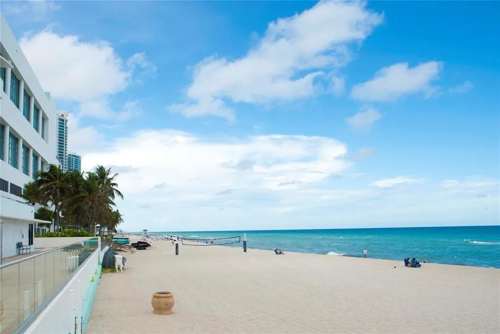 3725 S Ocean Dr, #405