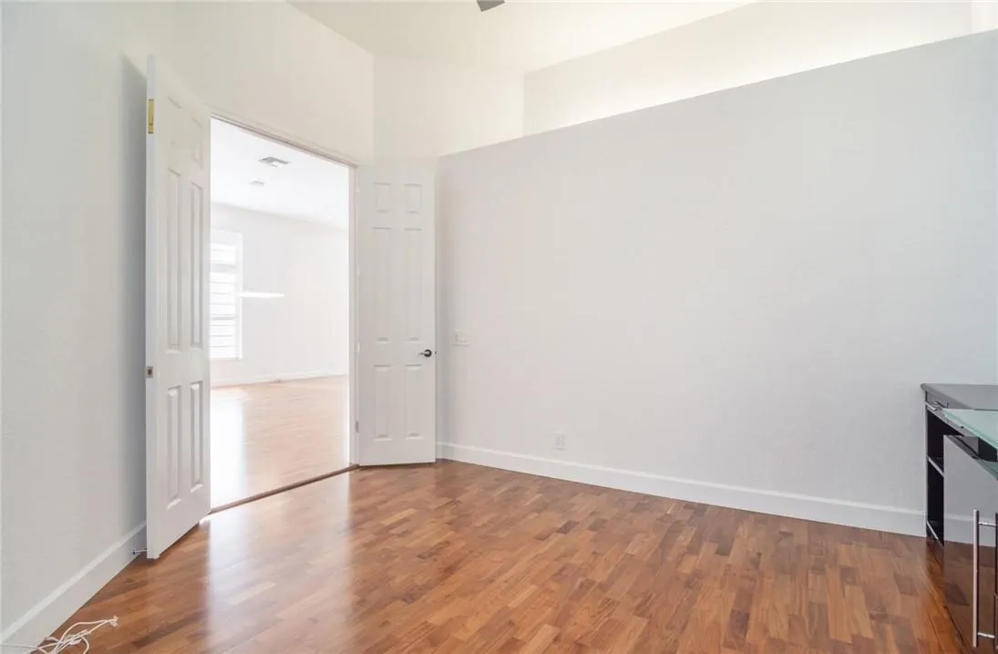 2519 Bay Pointe Court