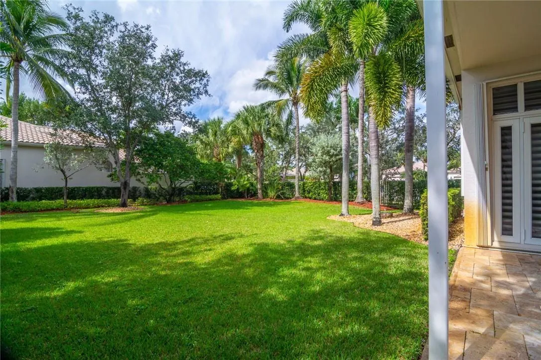 2519 Bay Pointe Court