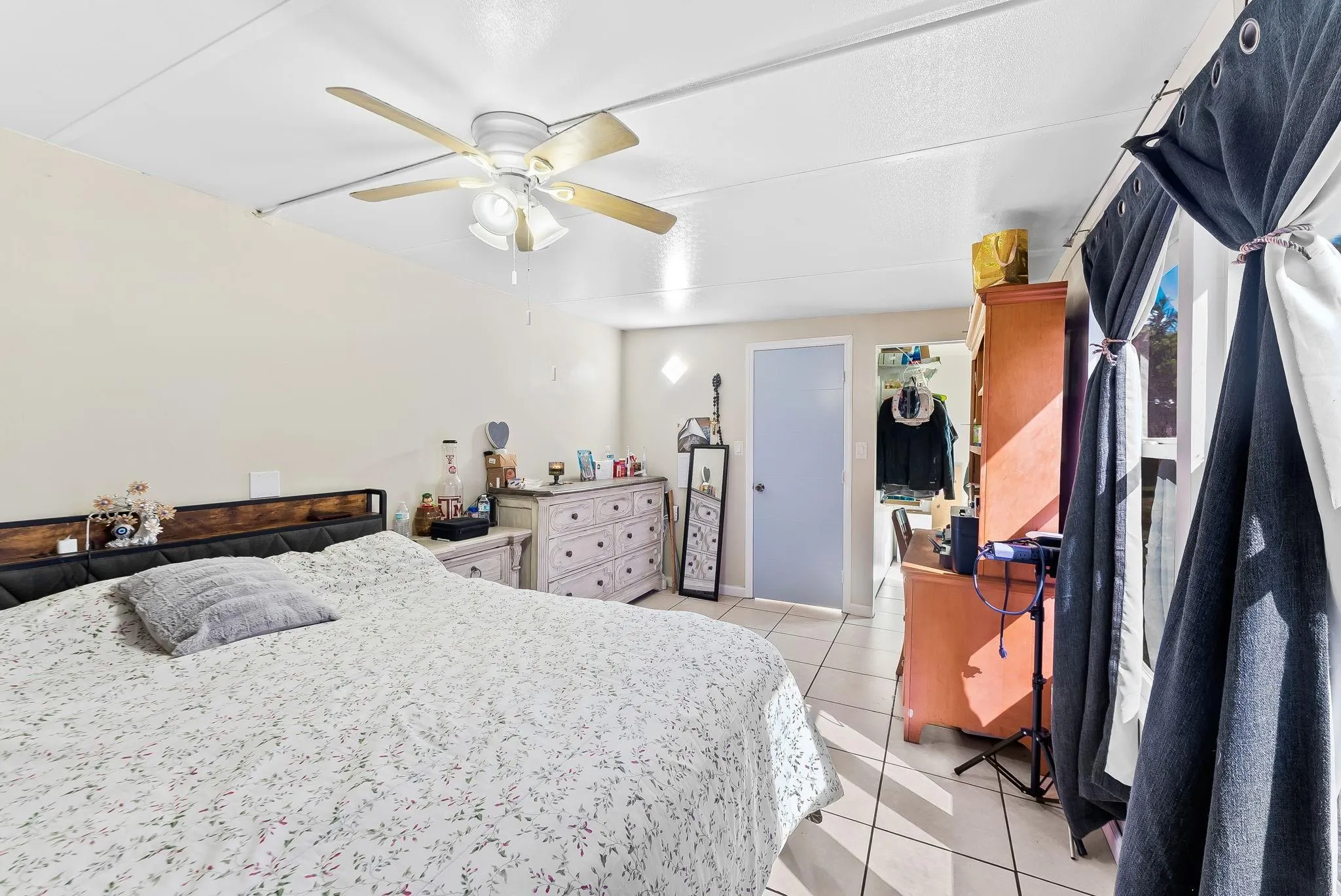 3290 NW 113th Ave