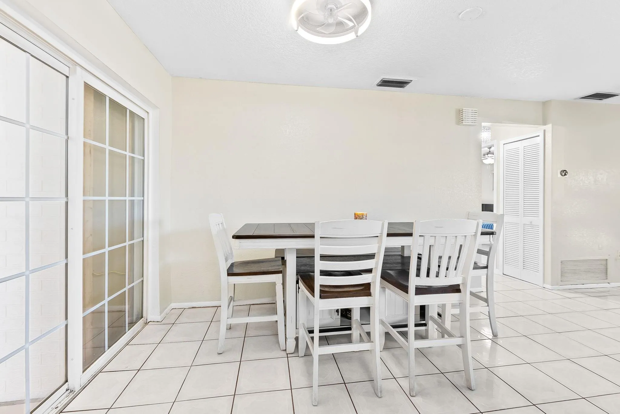 3290 NW 113th Ave