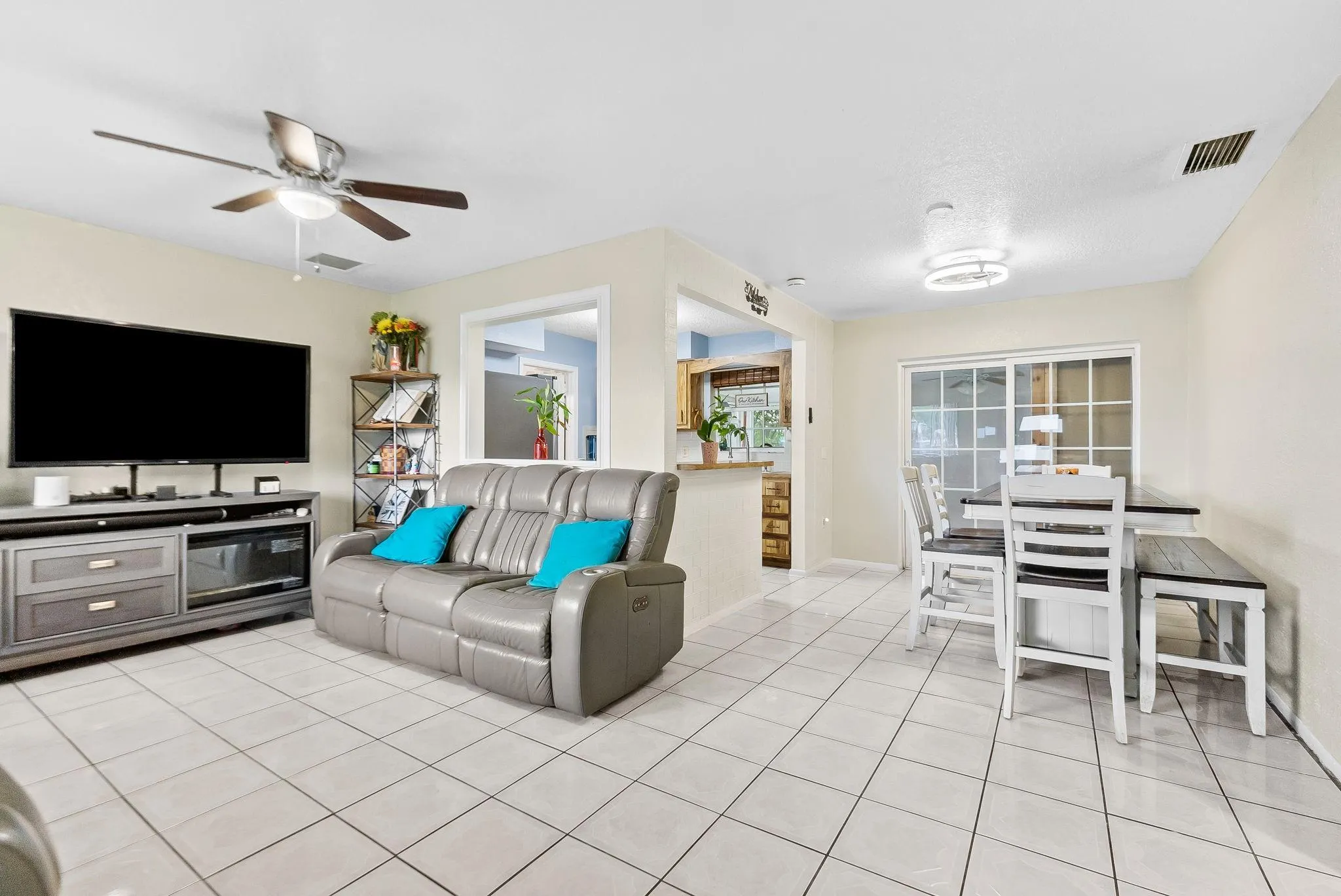 3290 NW 113th Ave