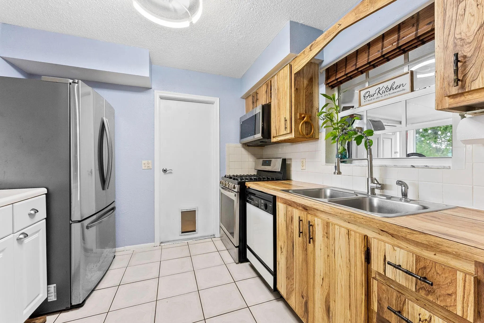 3290 NW 113th Ave