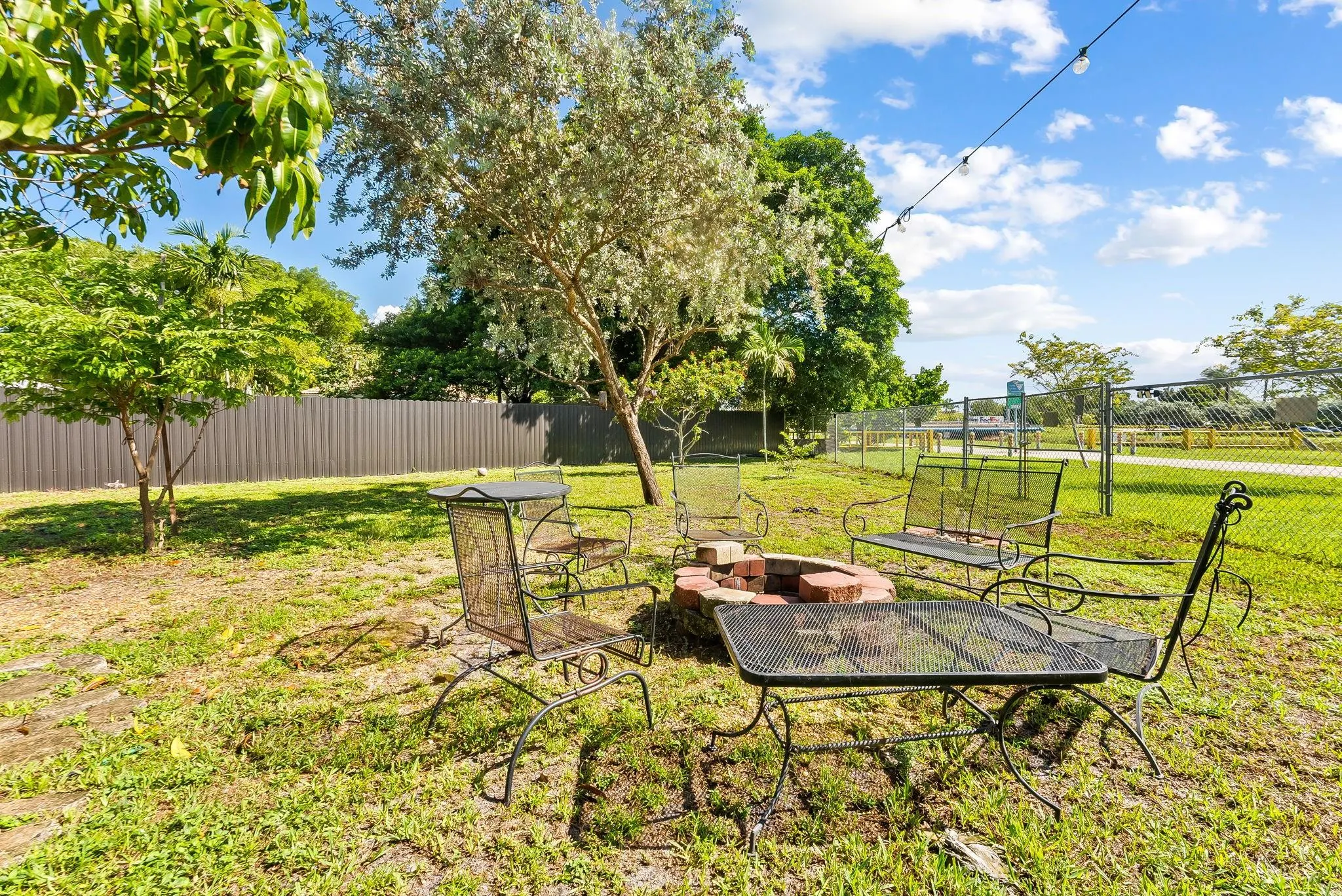 3290 NW 113th Ave