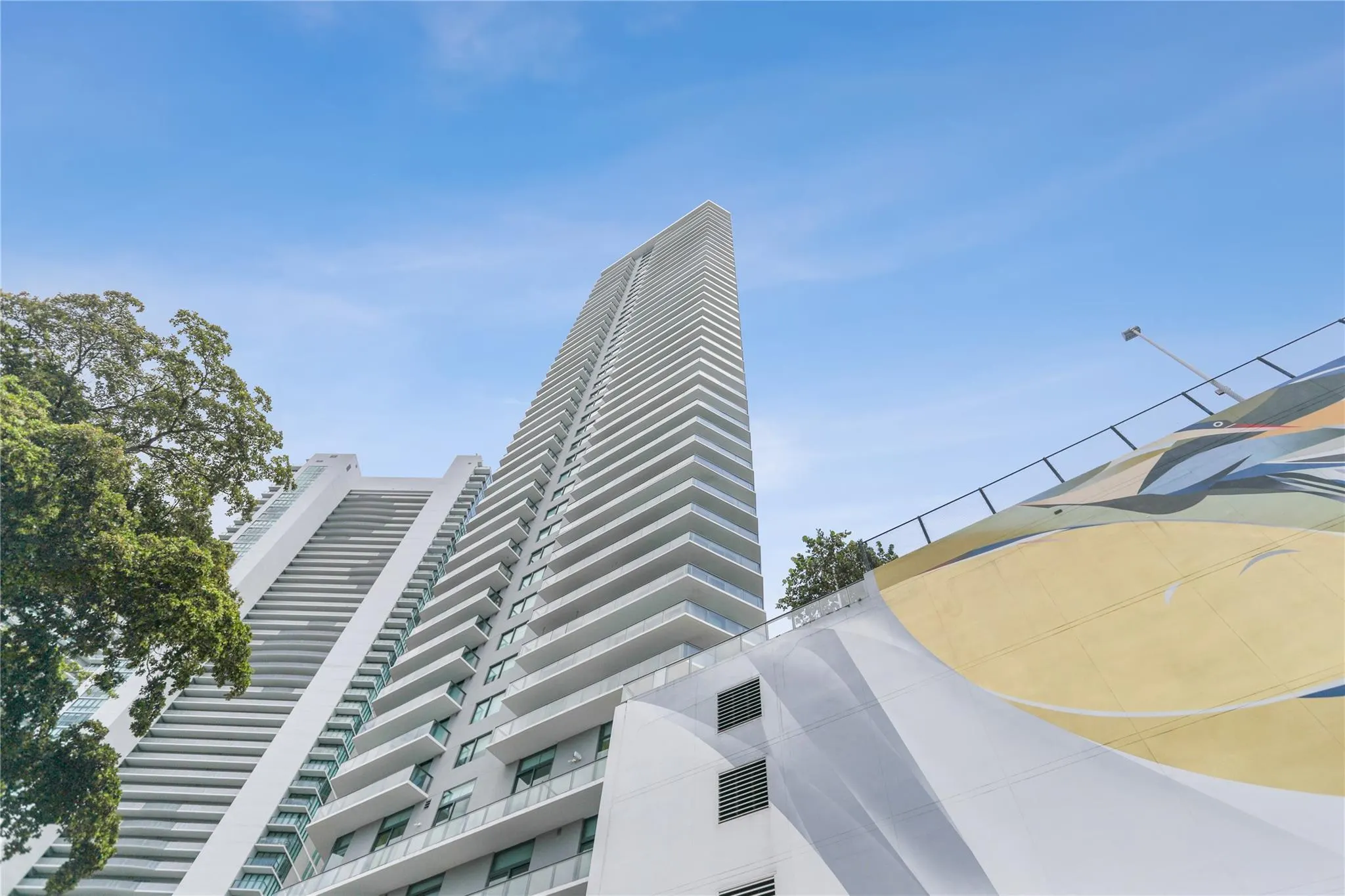 501 NE 31st St, #708