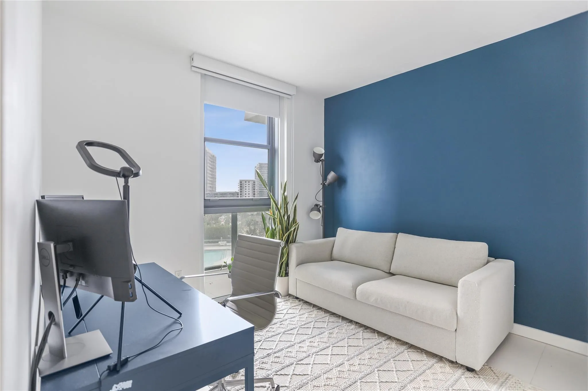 501 NE 31st St, #708