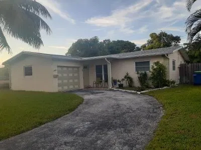 7481 Sunset Strip