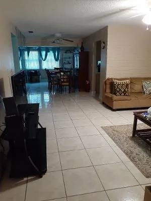 7481 Sunset Strip