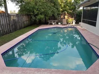 7481 Sunset Strip