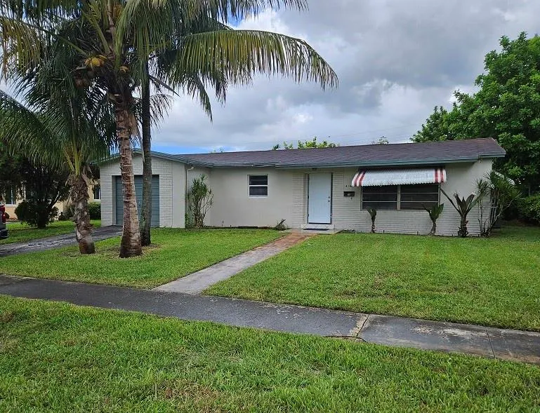 6380 NW 25th Ct