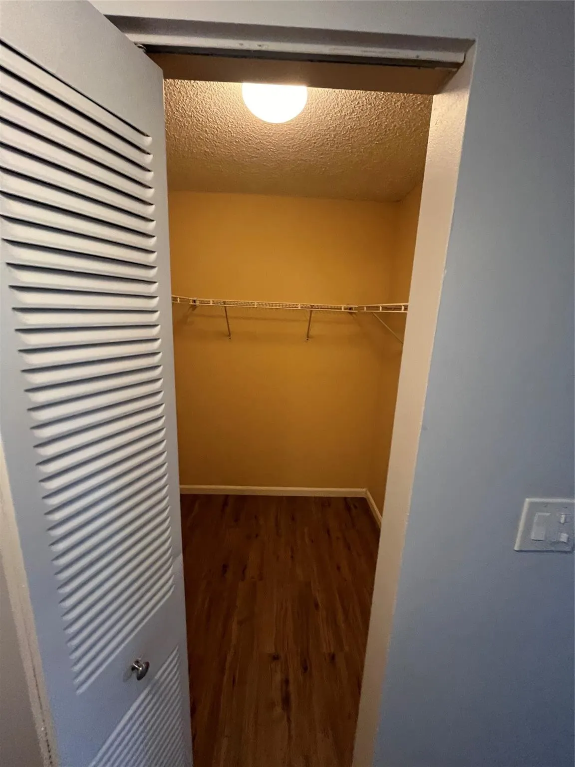 711 N Pine Island Rd, #417
