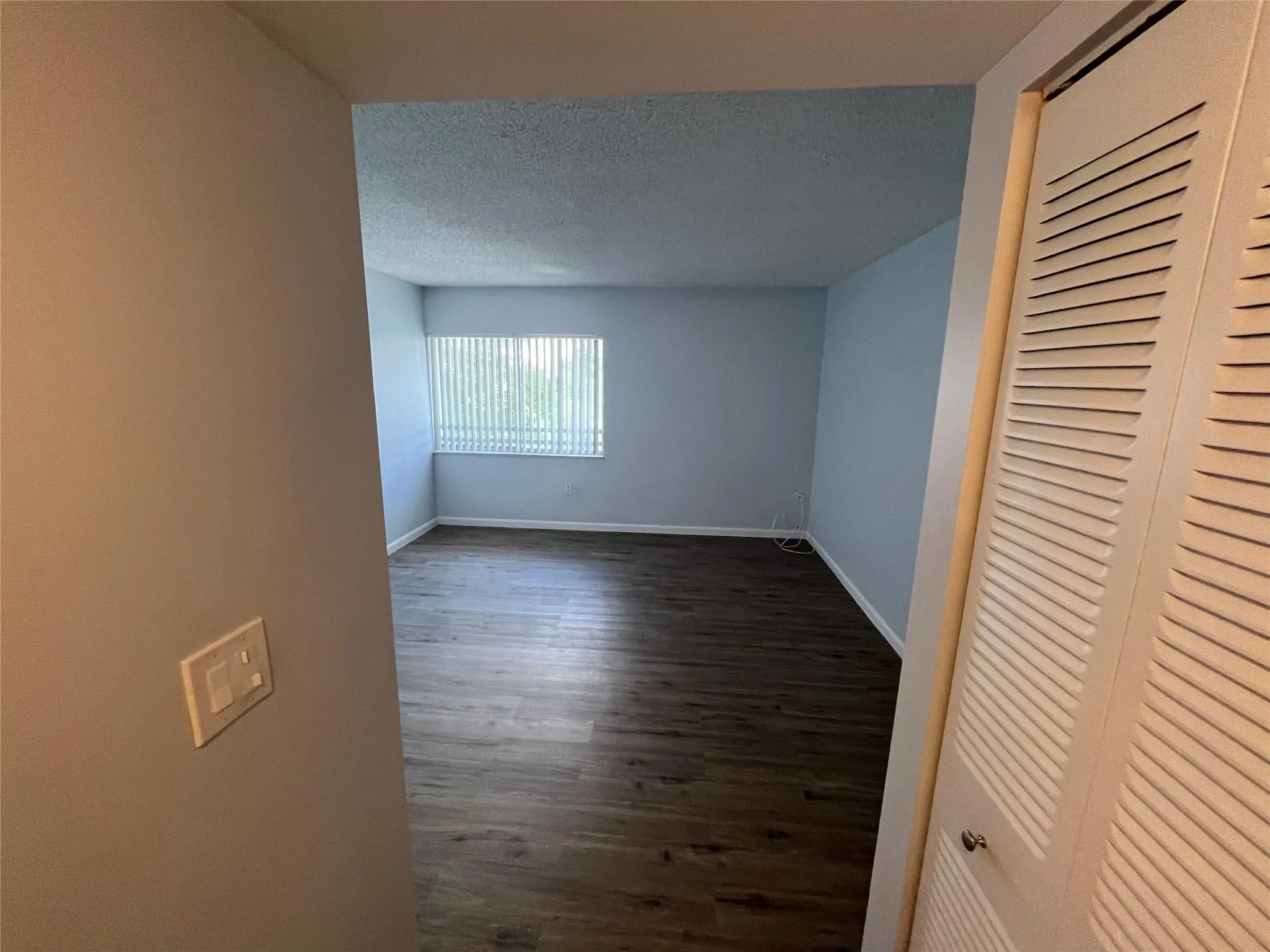 711 N Pine Island Rd, #417