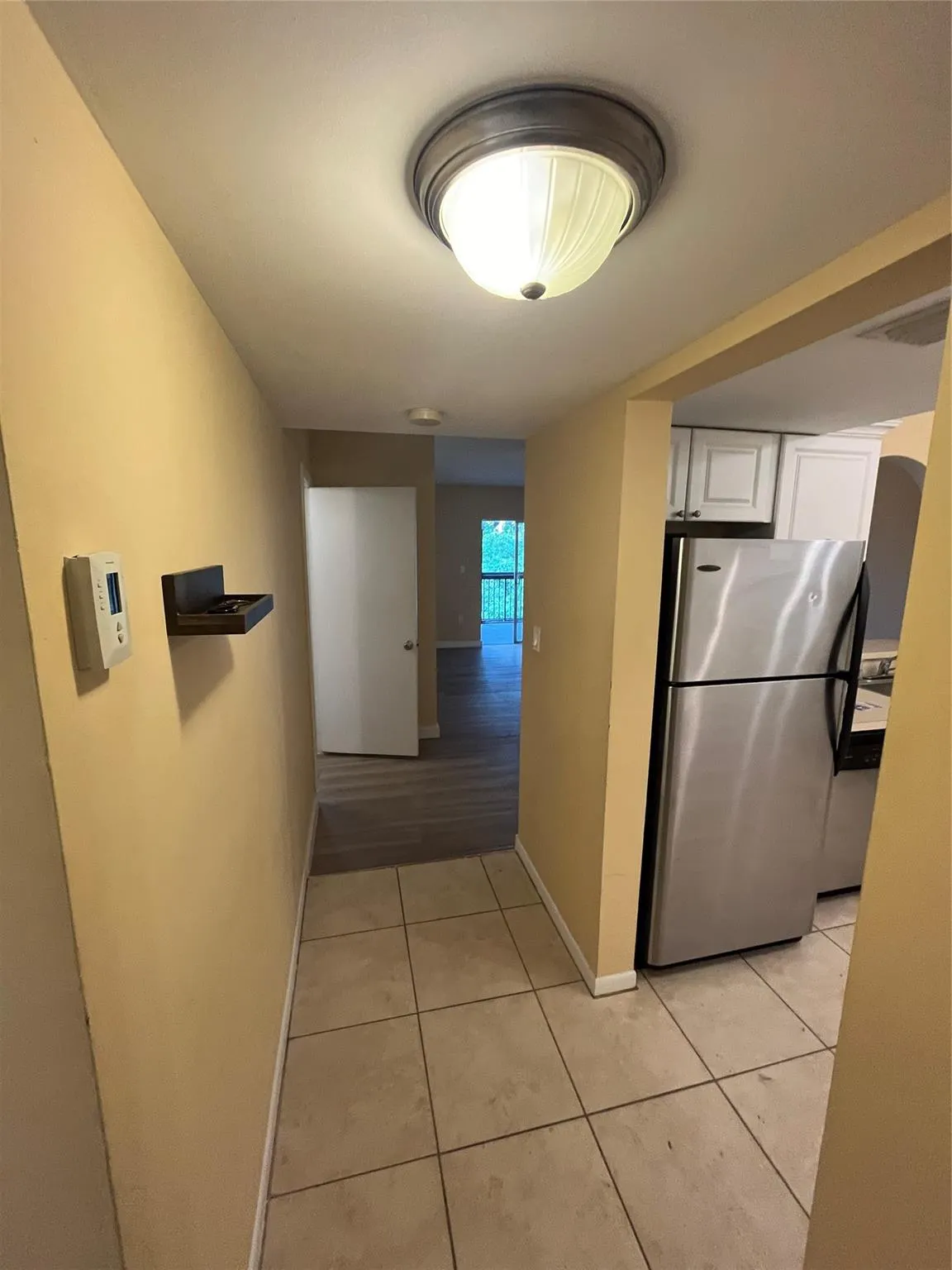 711 N Pine Island Rd, #417