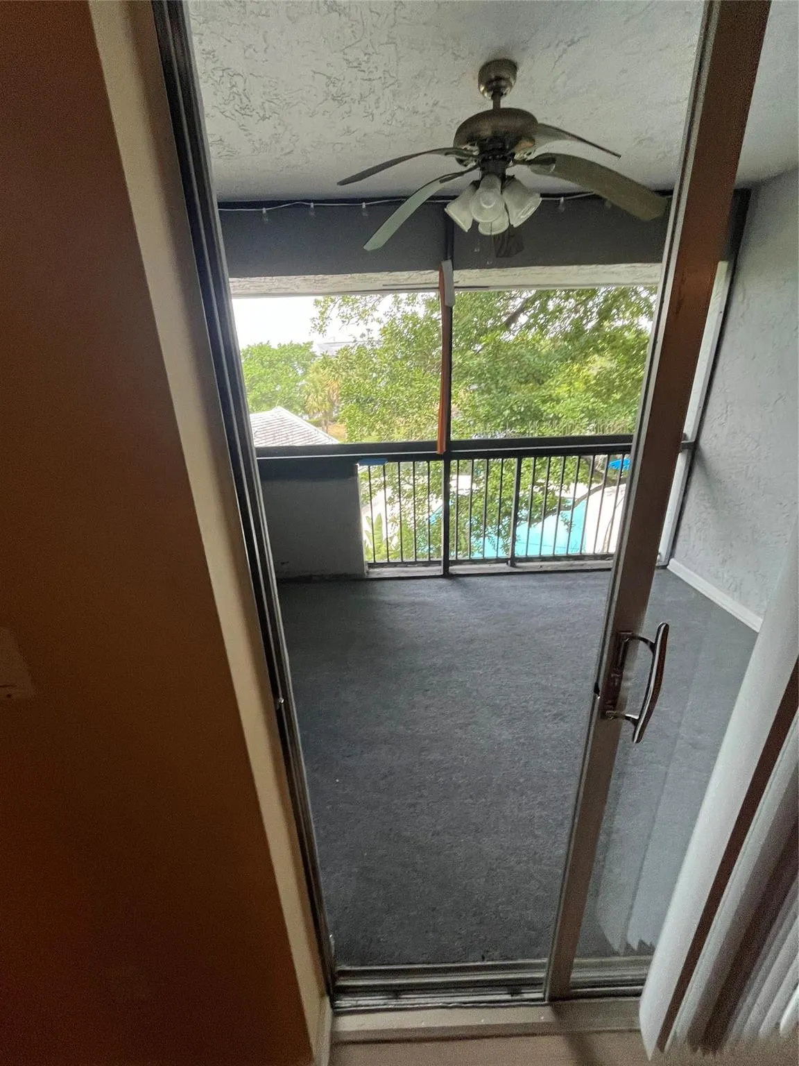 711 N Pine Island Rd, #417