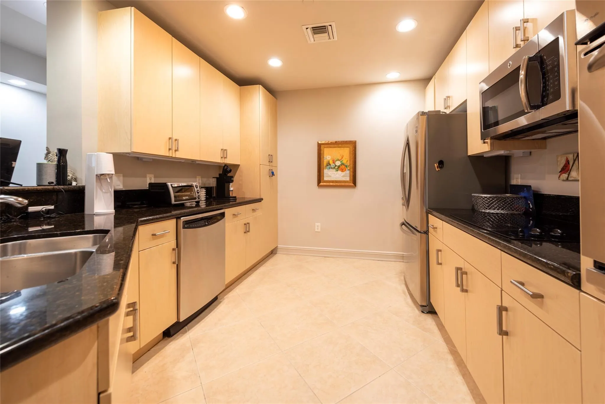 16102 Emerald Estates Dr, #207