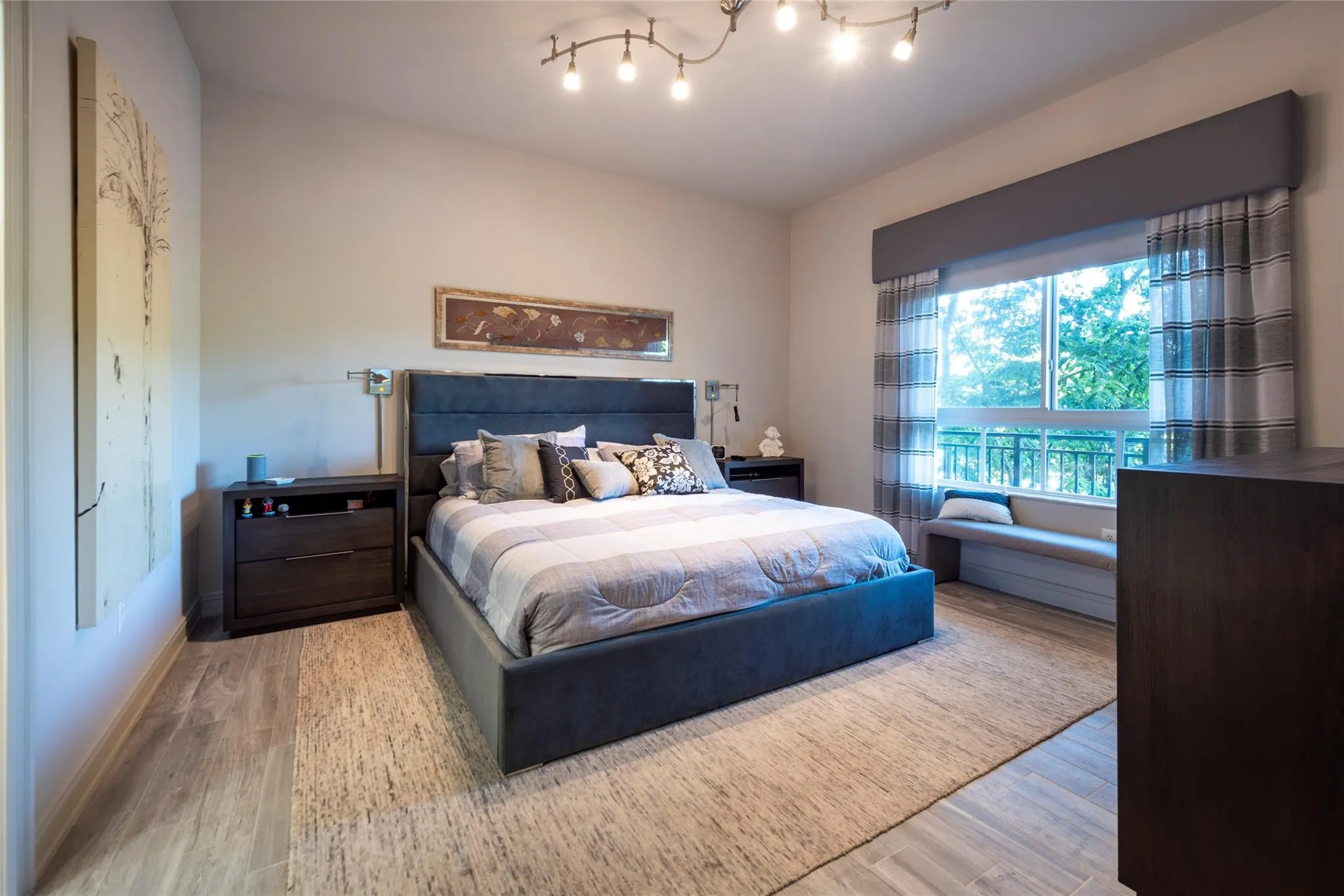 16102 Emerald Estates Dr, #207