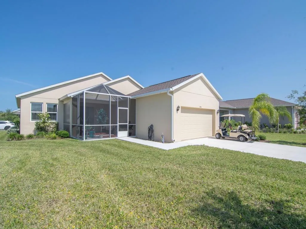 1440 Carriage Ct
