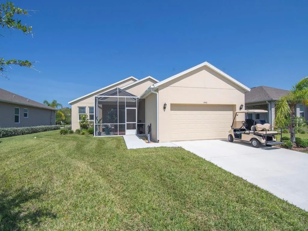 1440 Carriage Ct