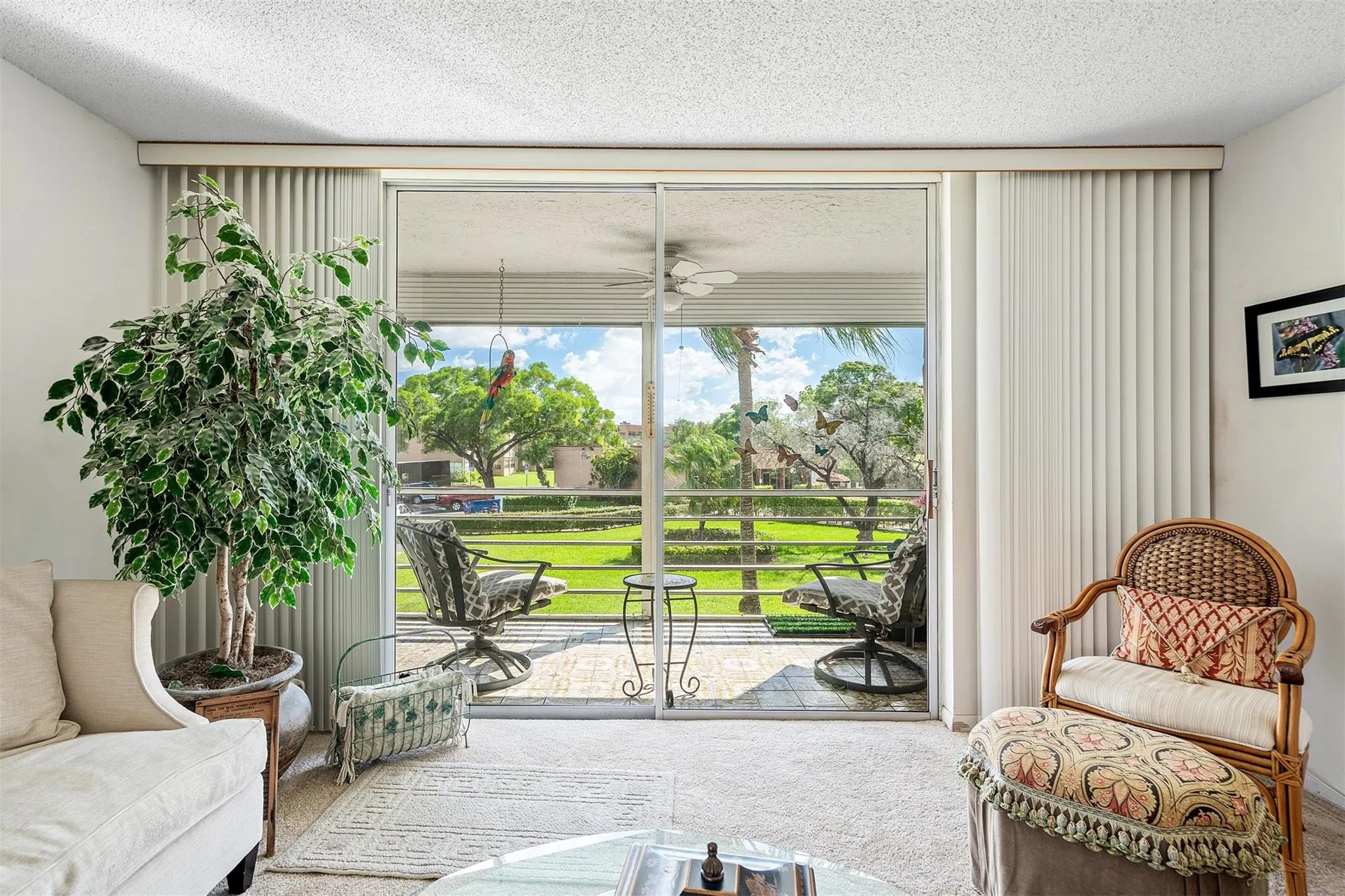 9681 Sunrise Lakes Blvd, #201