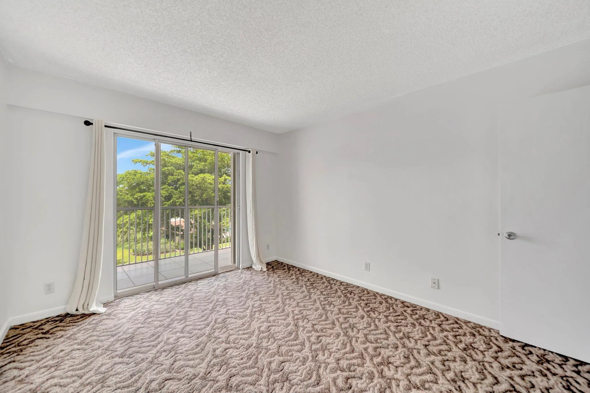 13250 SW 7th Ct, #402L