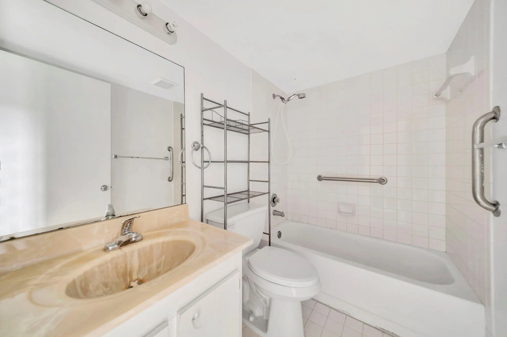 13250 SW 7th Ct, #402L