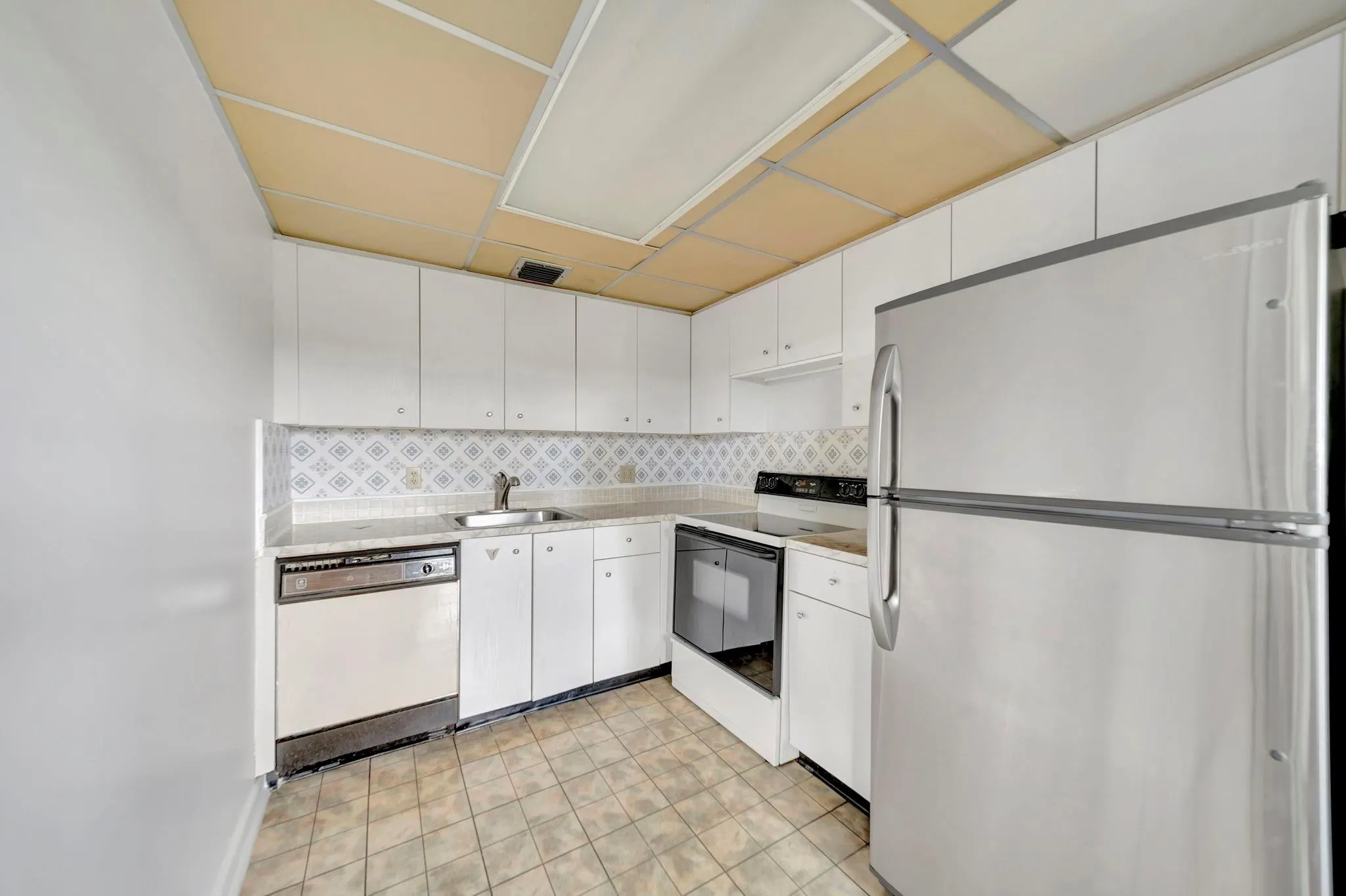 13250 SW 7th Ct, #402L