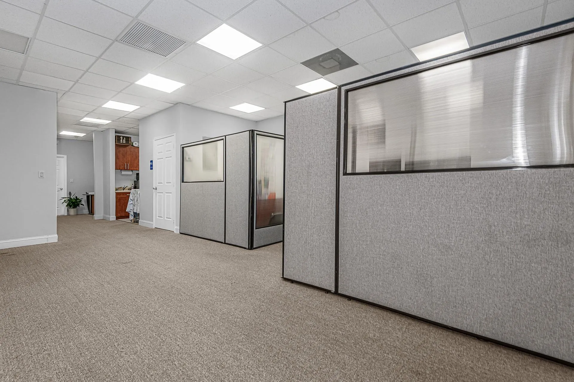 7301 Wiles Rd, #203