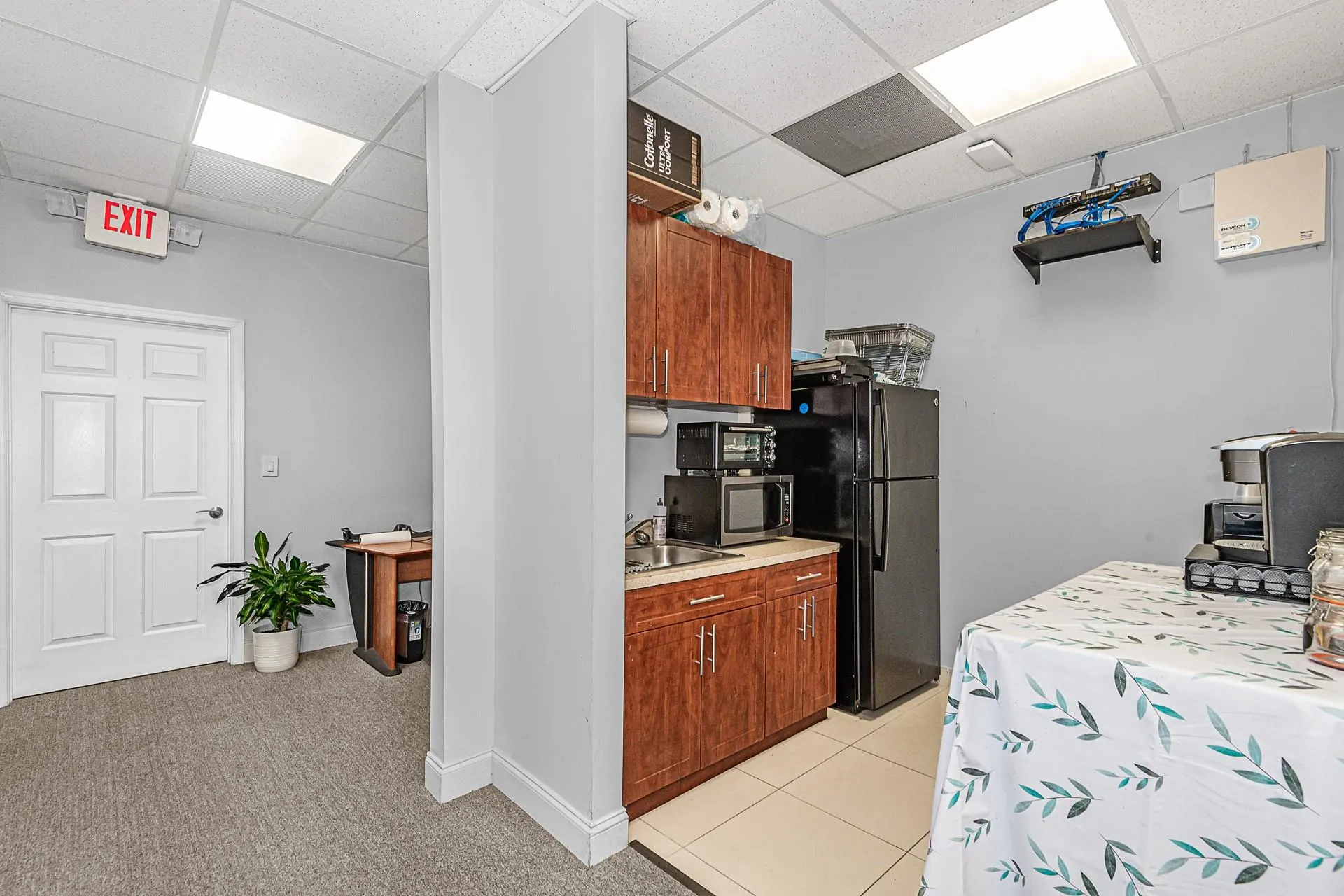 7301 Wiles Rd, #203